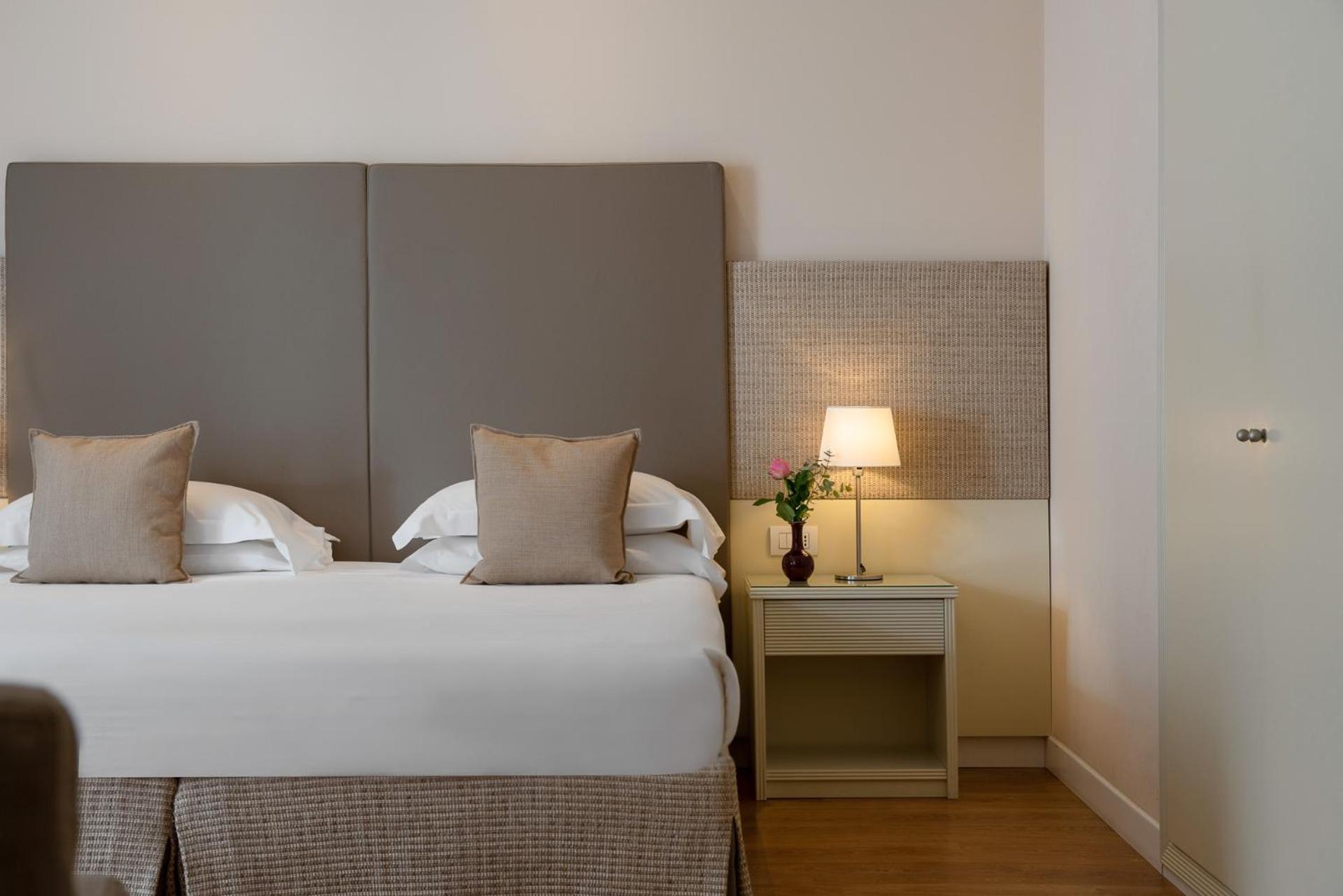 Superior Double or Twin Room - Photo 4