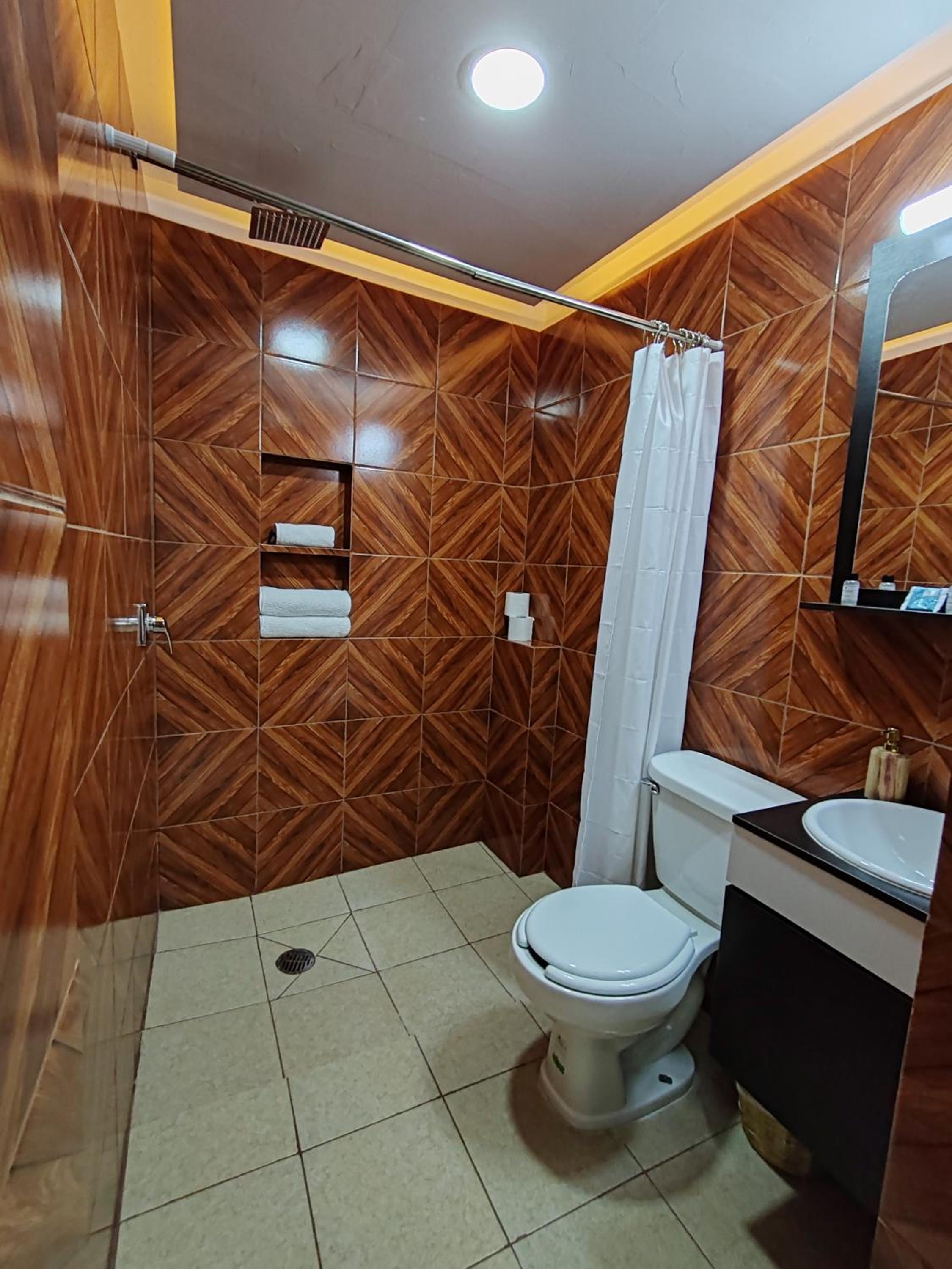 Deluxe Triple Room - Photo 2