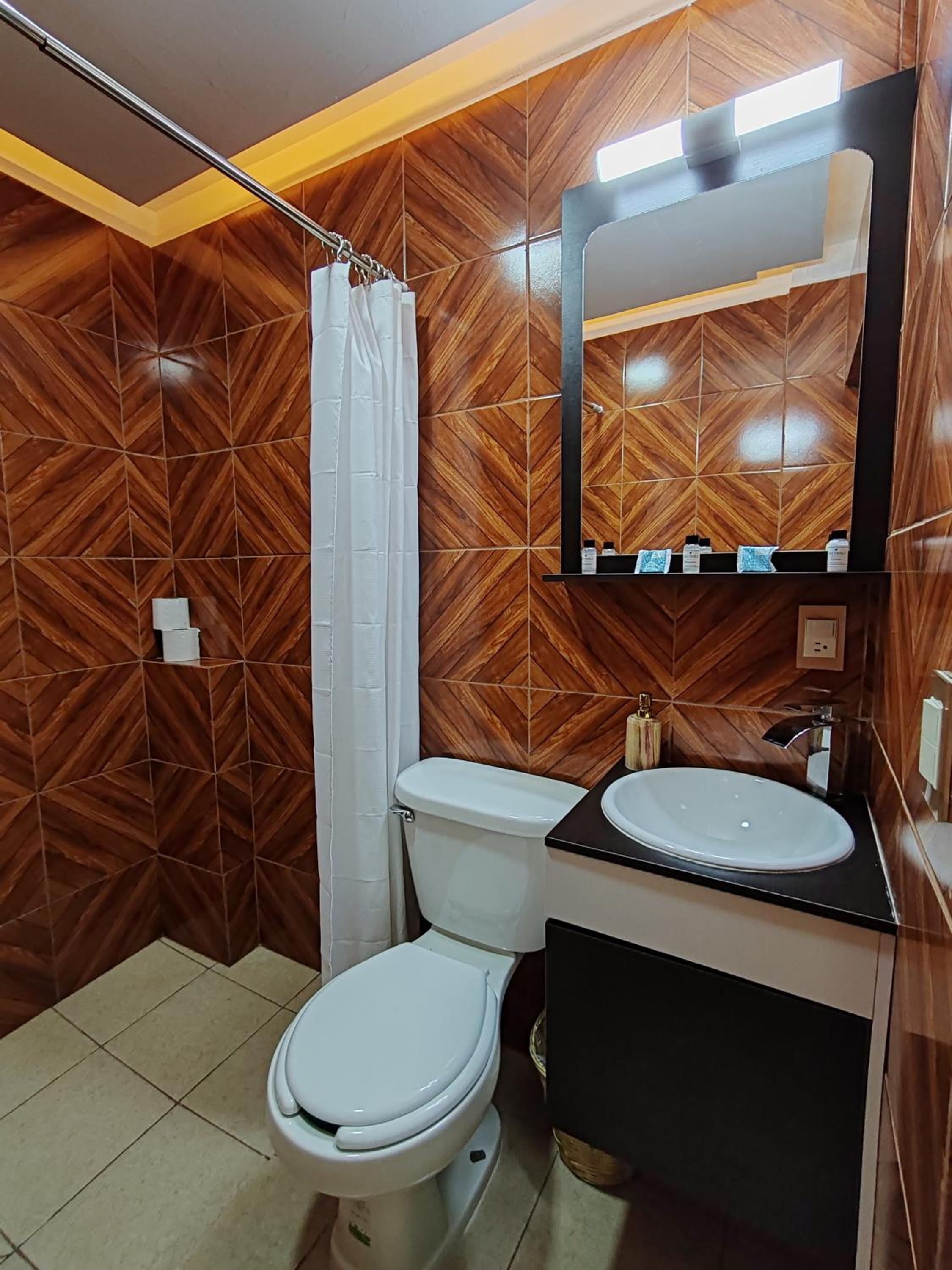 Deluxe Triple Room - Photo 4
