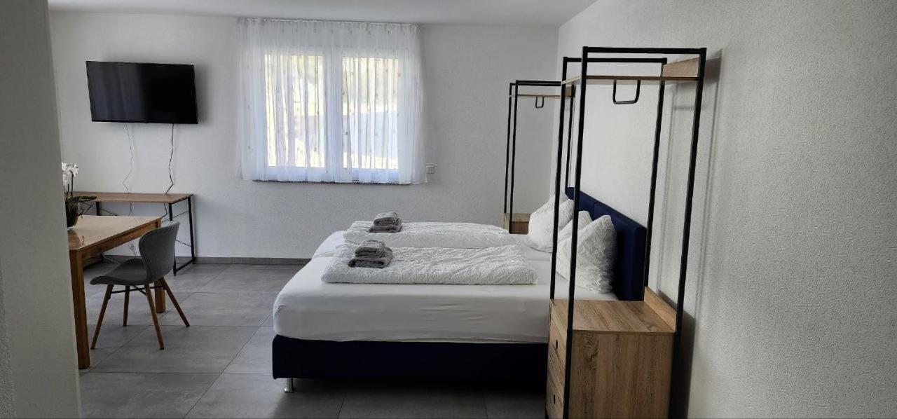 Basic Triple Room photo 1