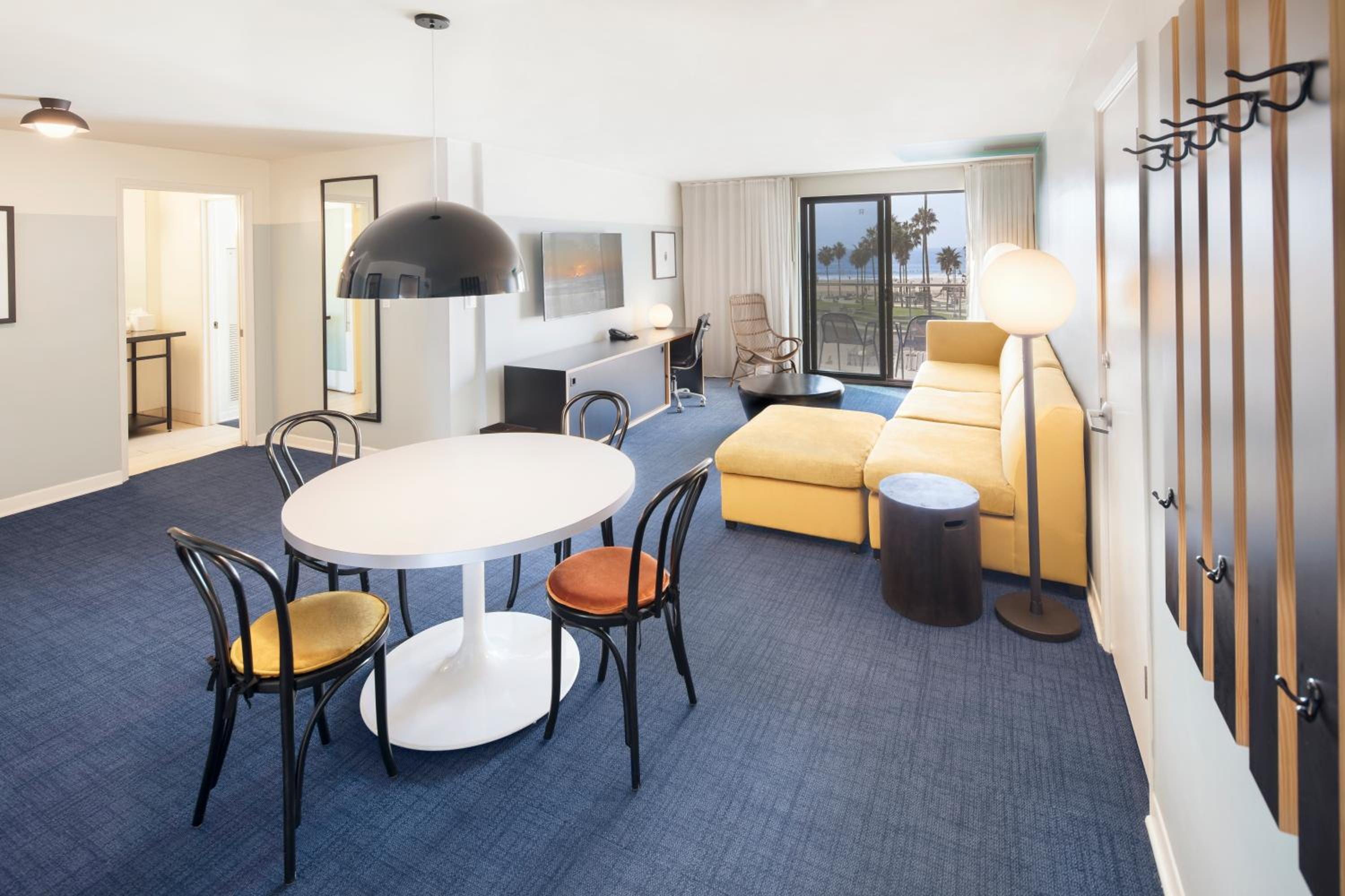 King Suite with Ocean View