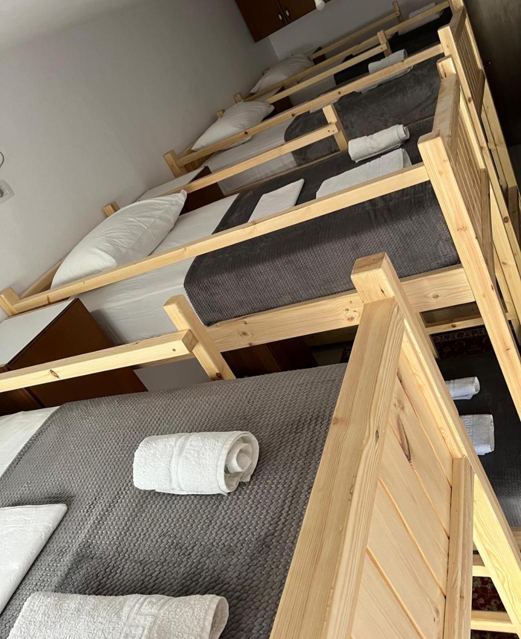 Bed in 8-Bed Dormitory Room photo 2