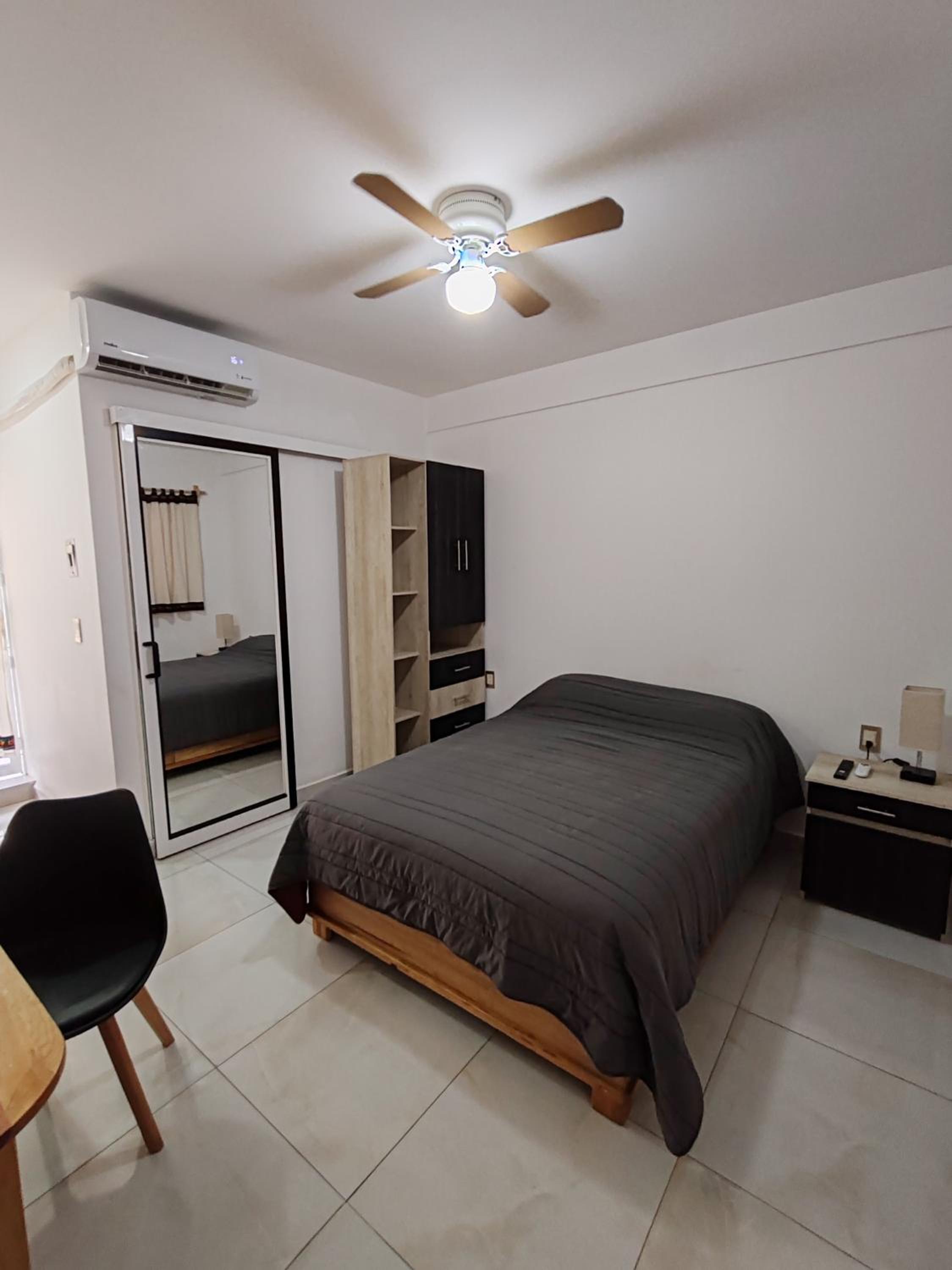Double Room with Balcony - Photo 6