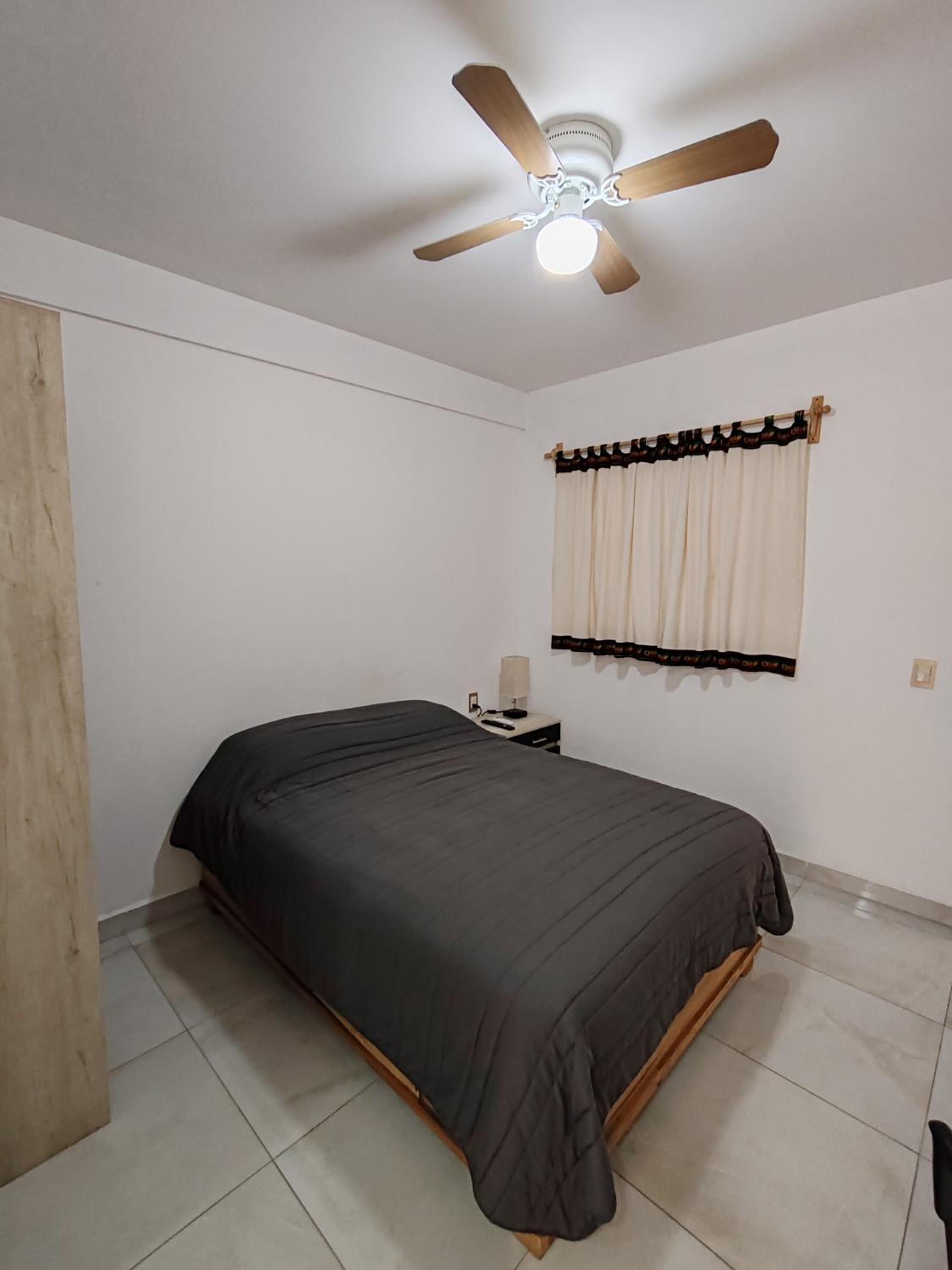 Double Room with Balcony - Photo 5