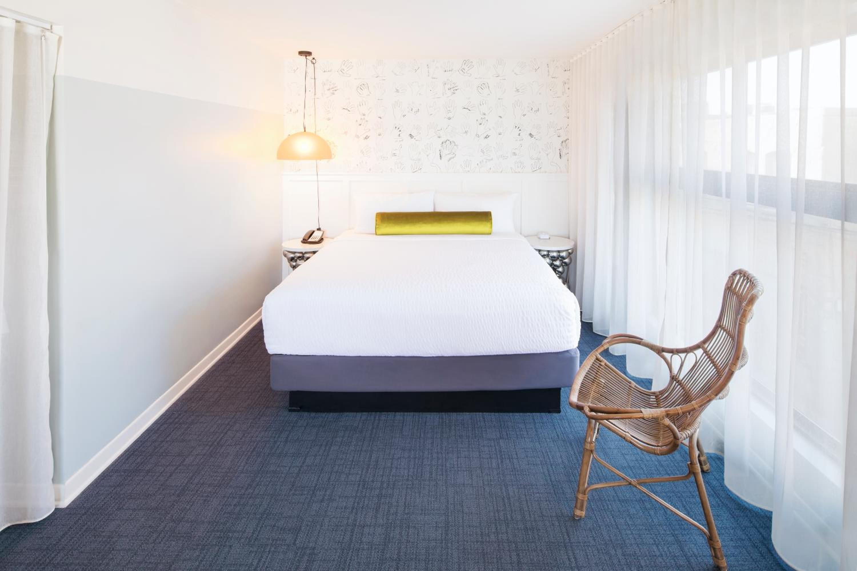 Partial Ocean View King Suite