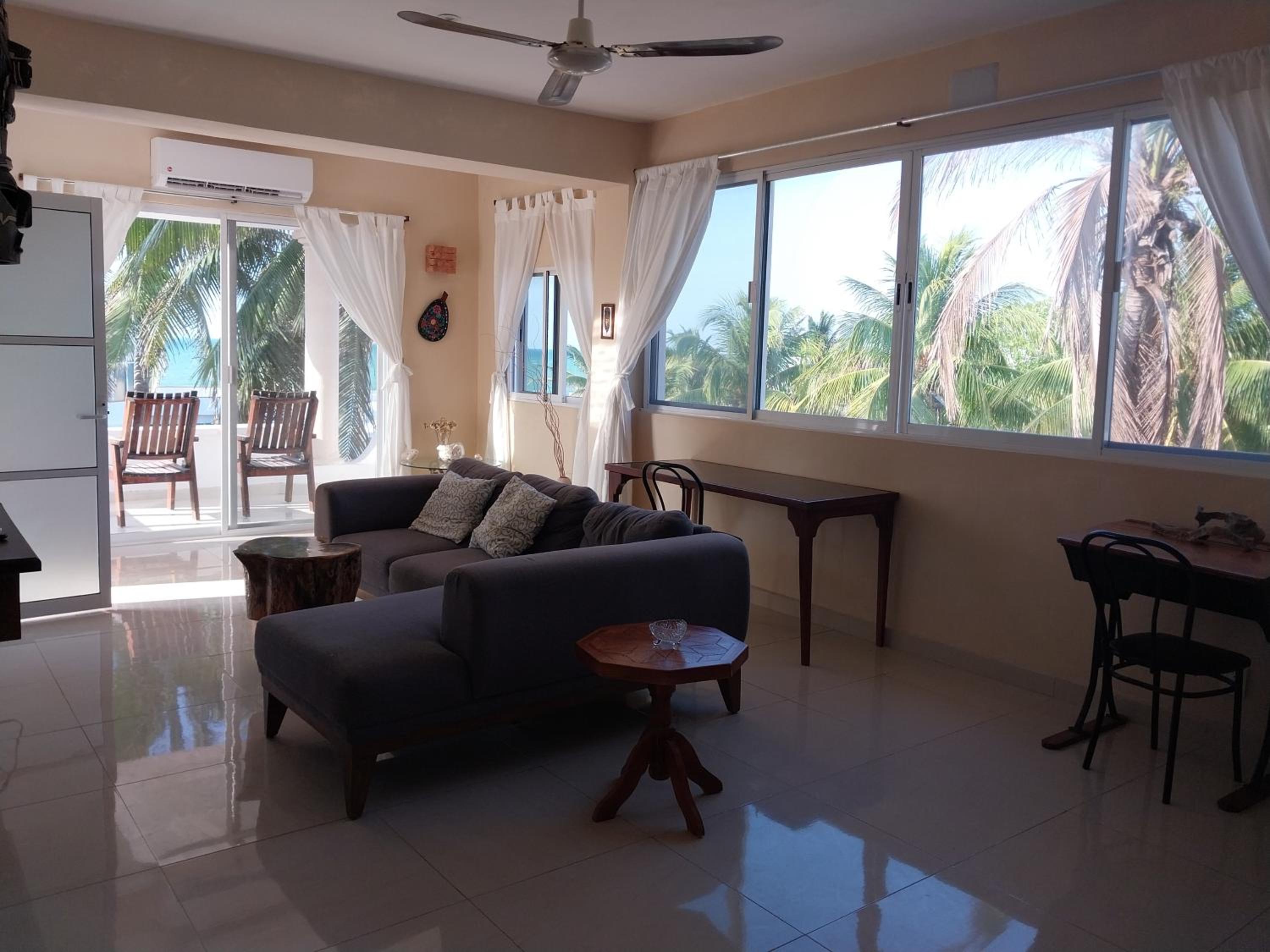 King Suite with Ocean View - Photo 2