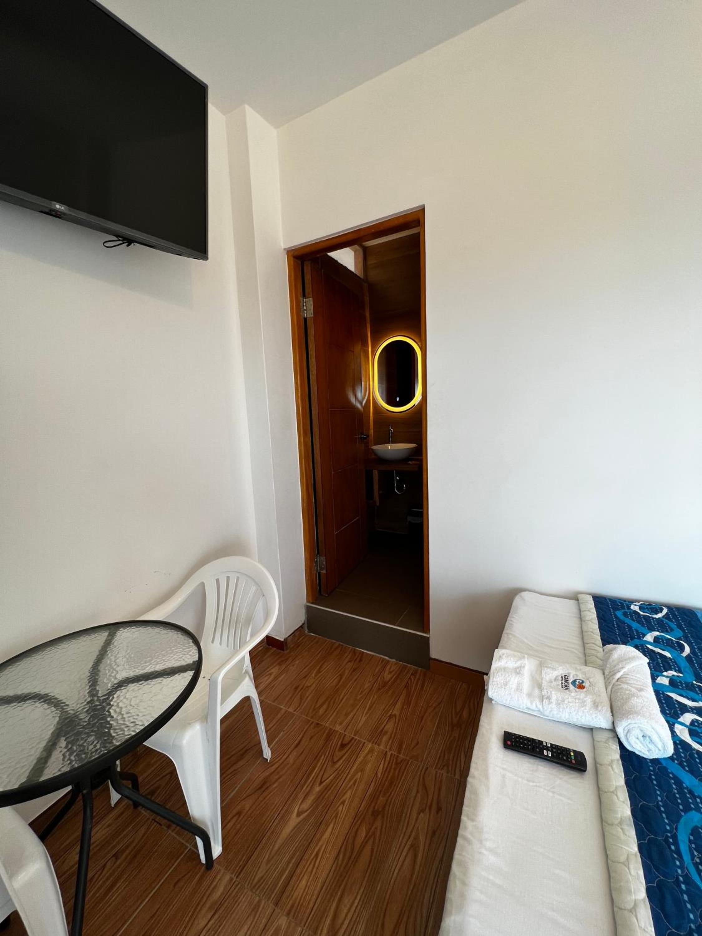 Deluxe Double Room with Balcony photo 2