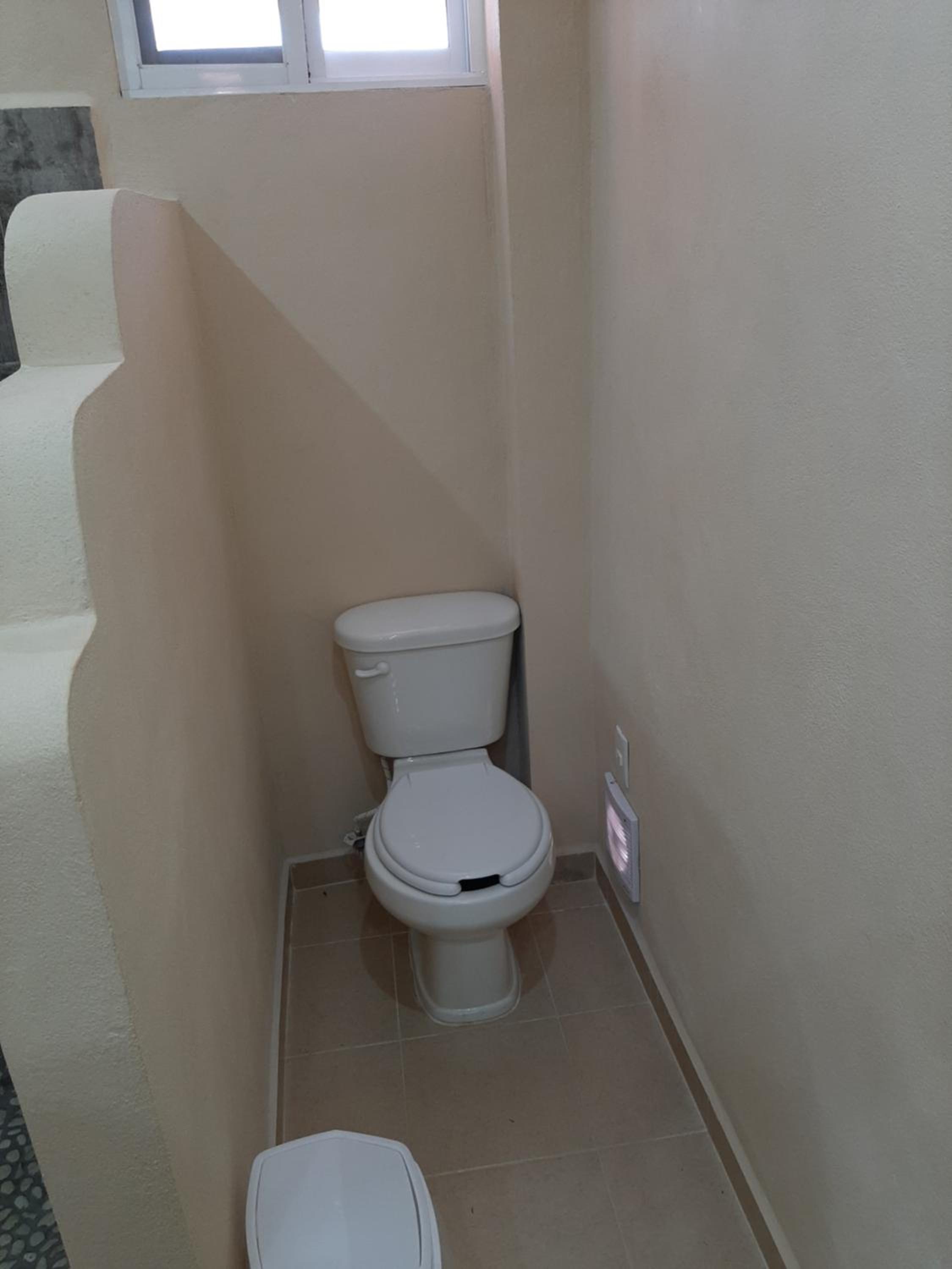 King Suite with Balcony - Photo 14