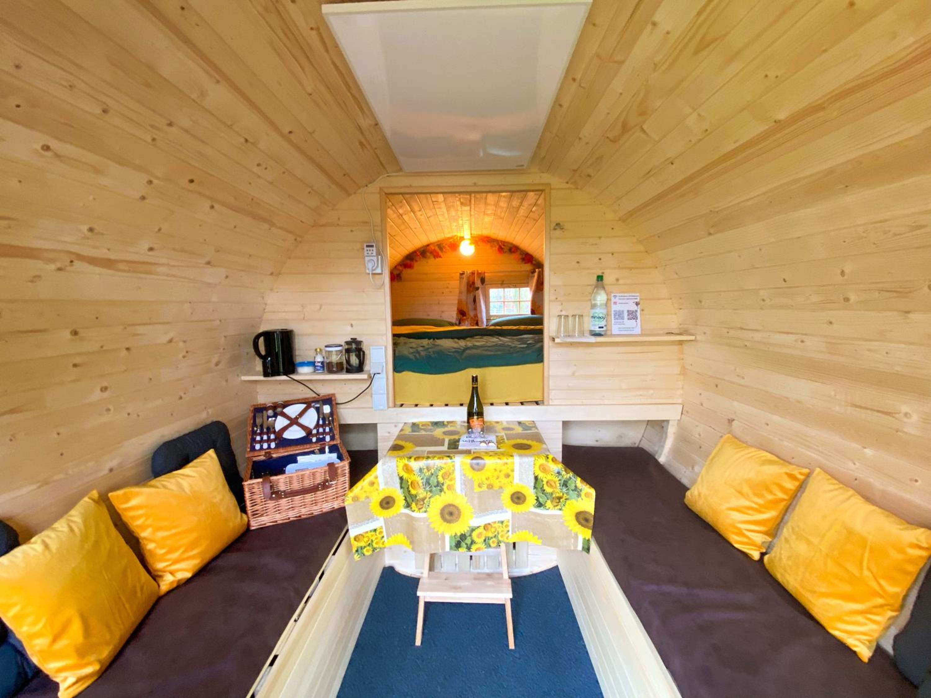 Mobile Home photo 2
