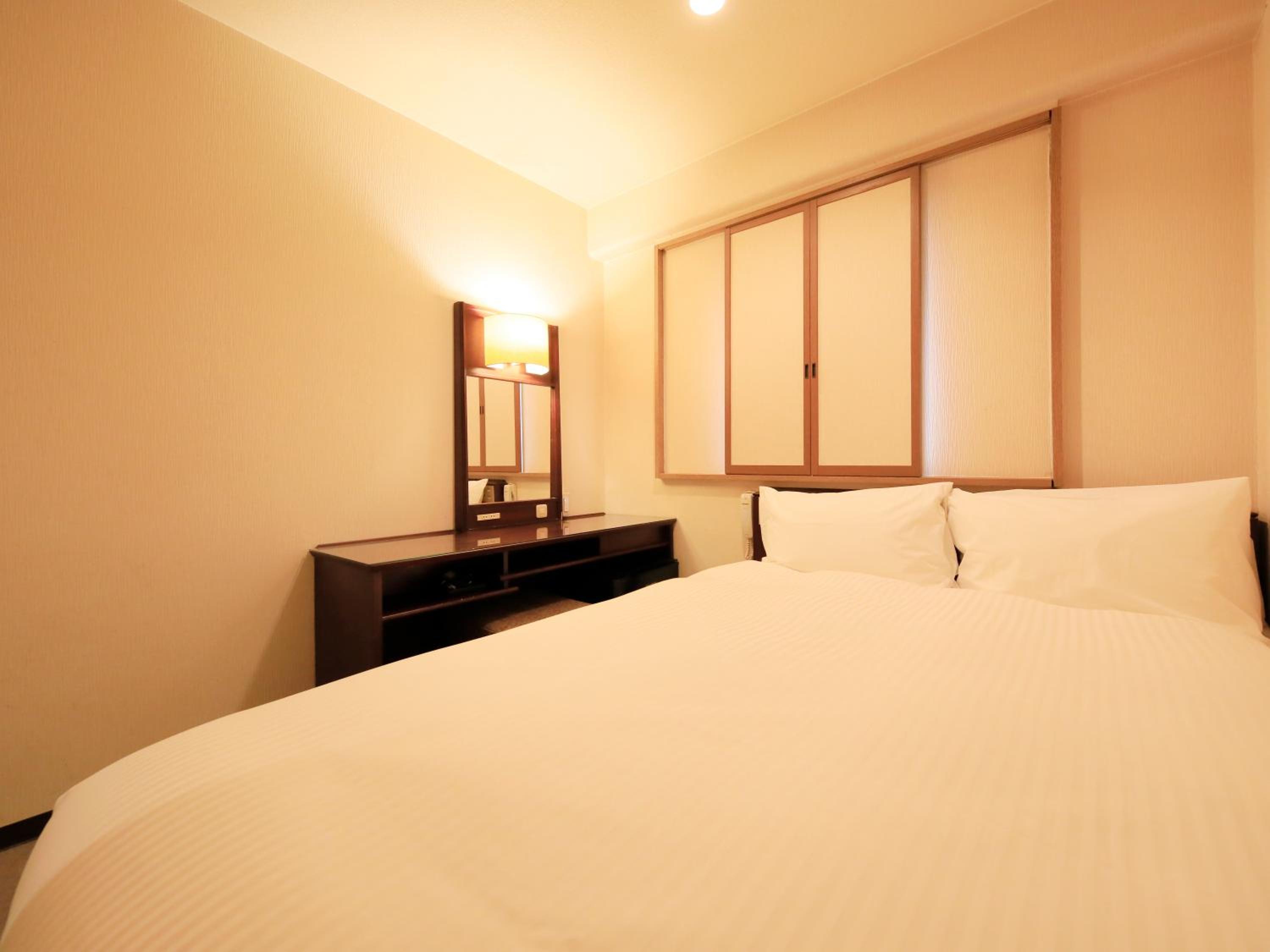Standard Double Room - Non-Smoking photo 3