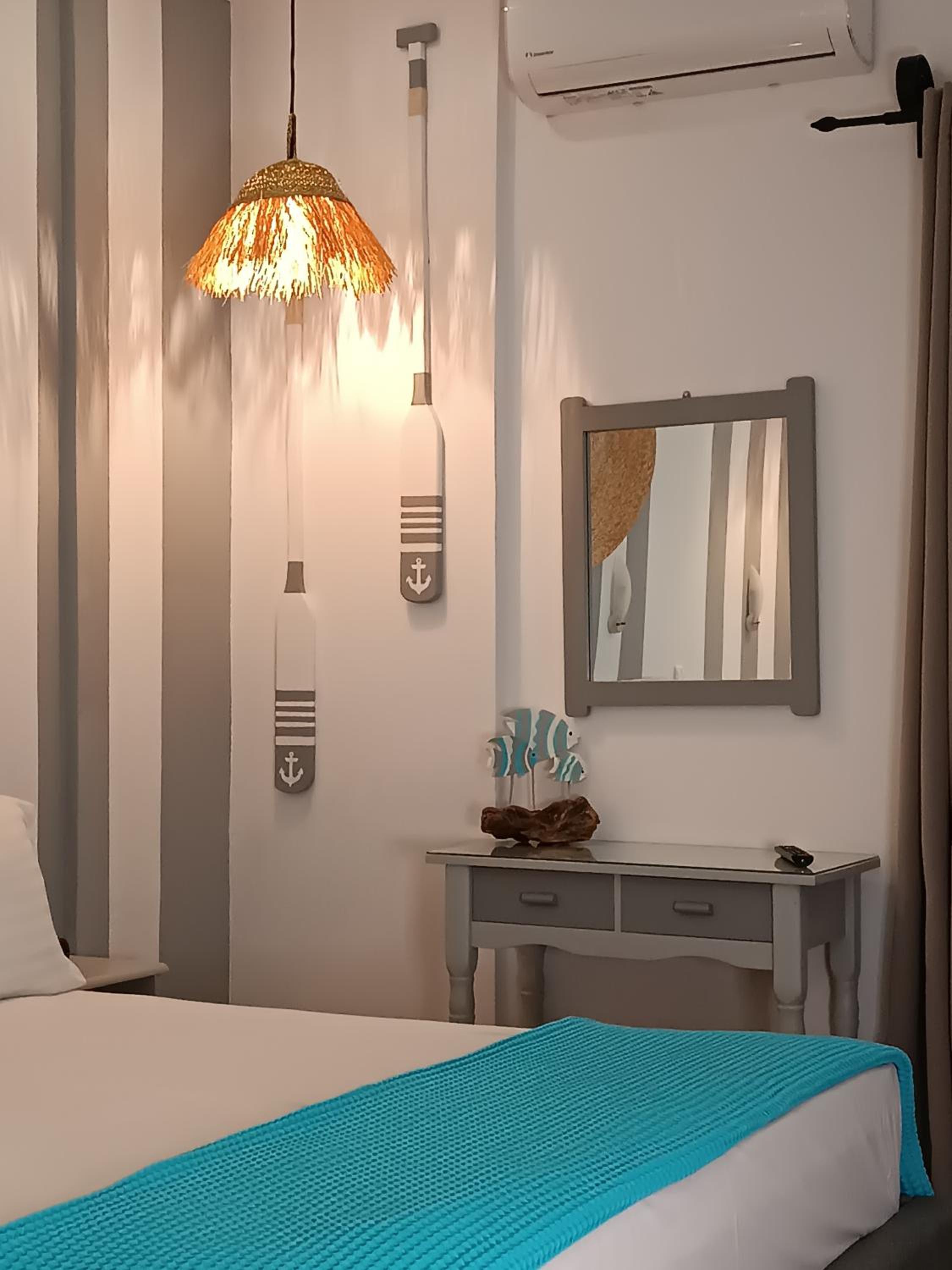 Standard Triple Room with Sea View photo 3