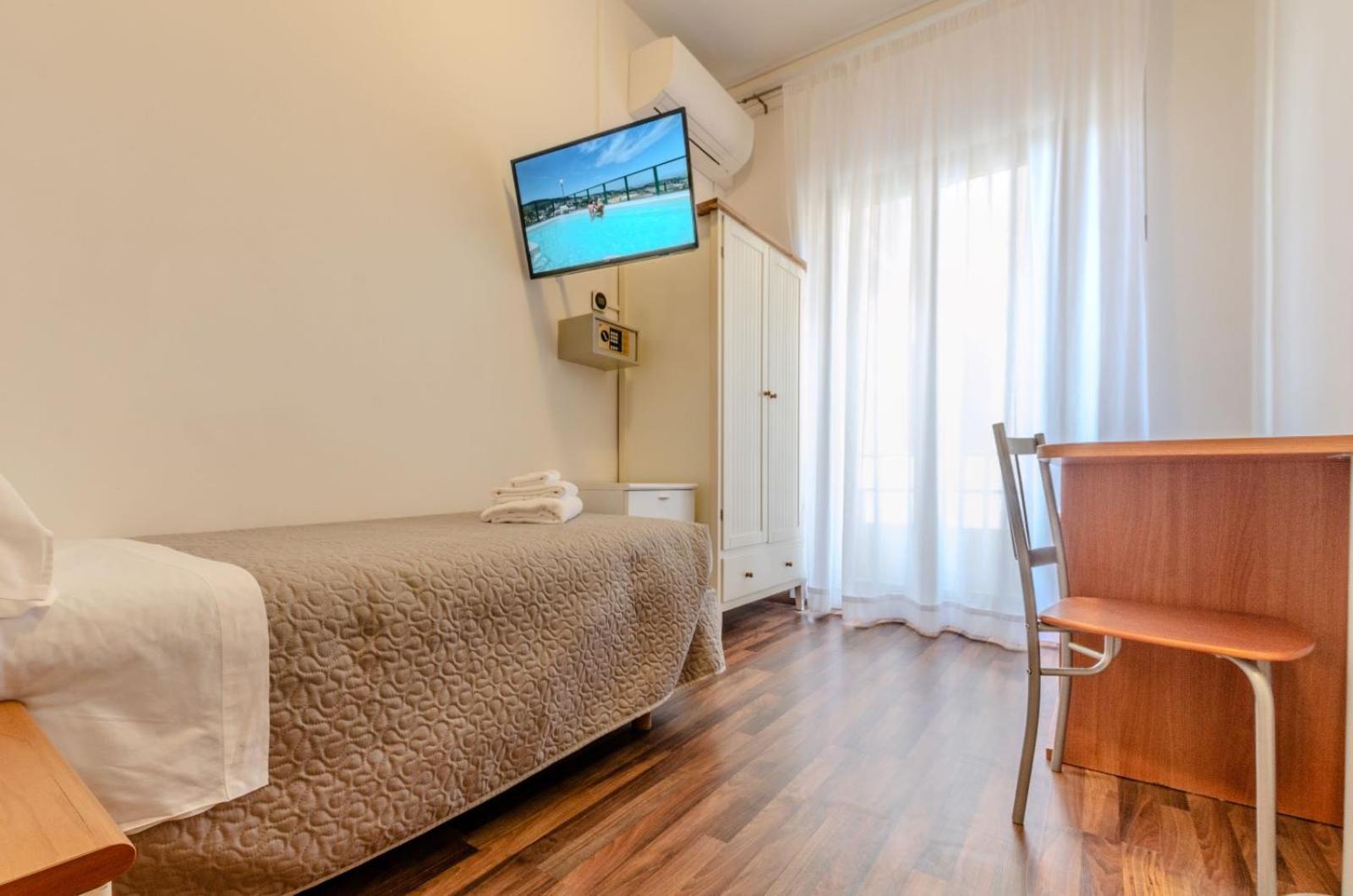 Comfort Single Room