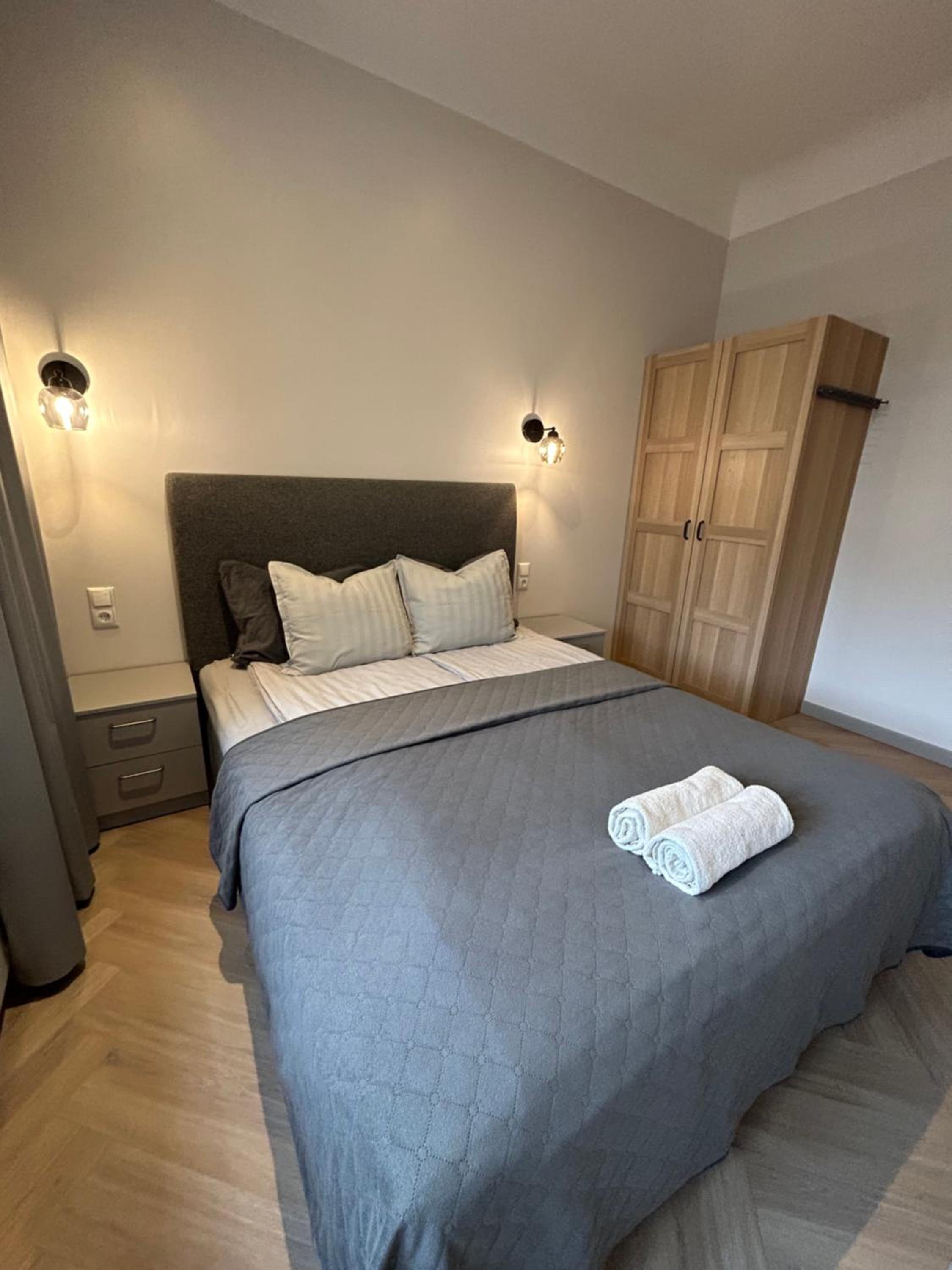 Apartment - Photo 2