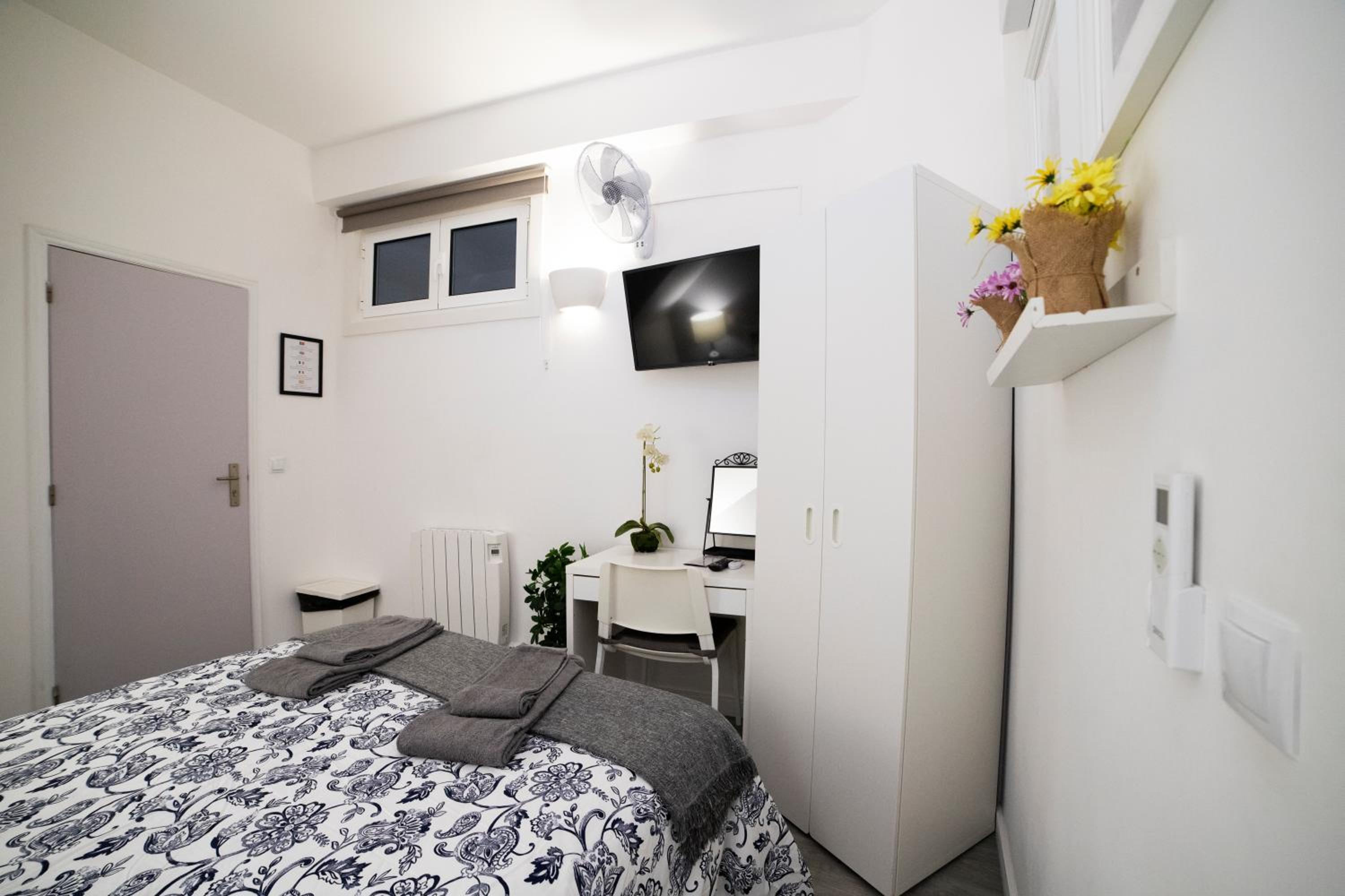Inside Doube Room  - Photo 4