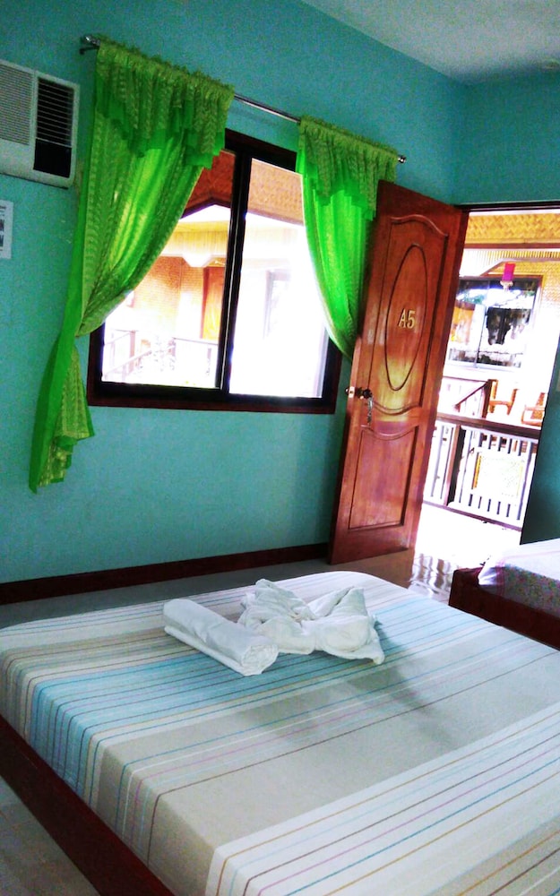 Deluxe Aircon Room
