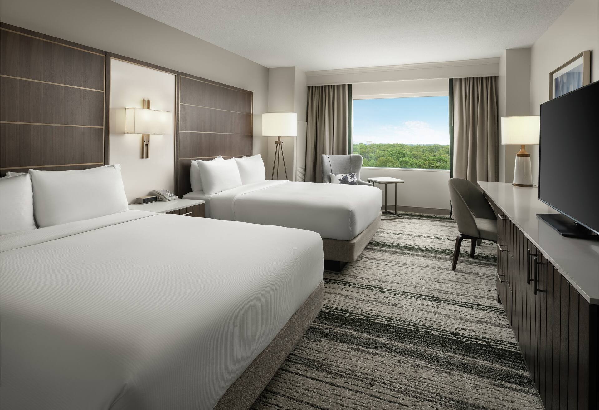 Queen Room with Two Queen Beds - Nature Preserve View