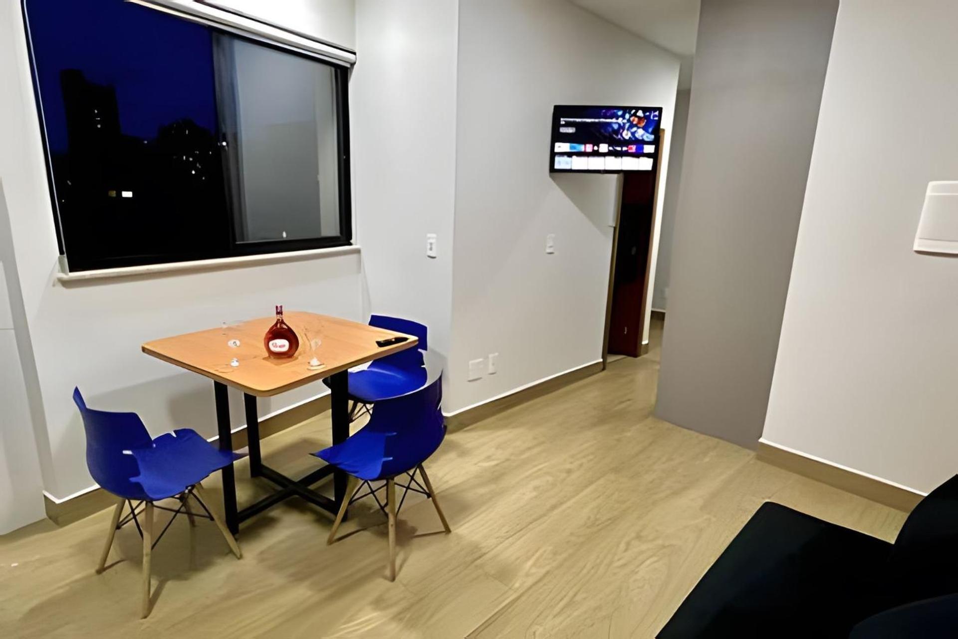 Apartment with City View photo 3
