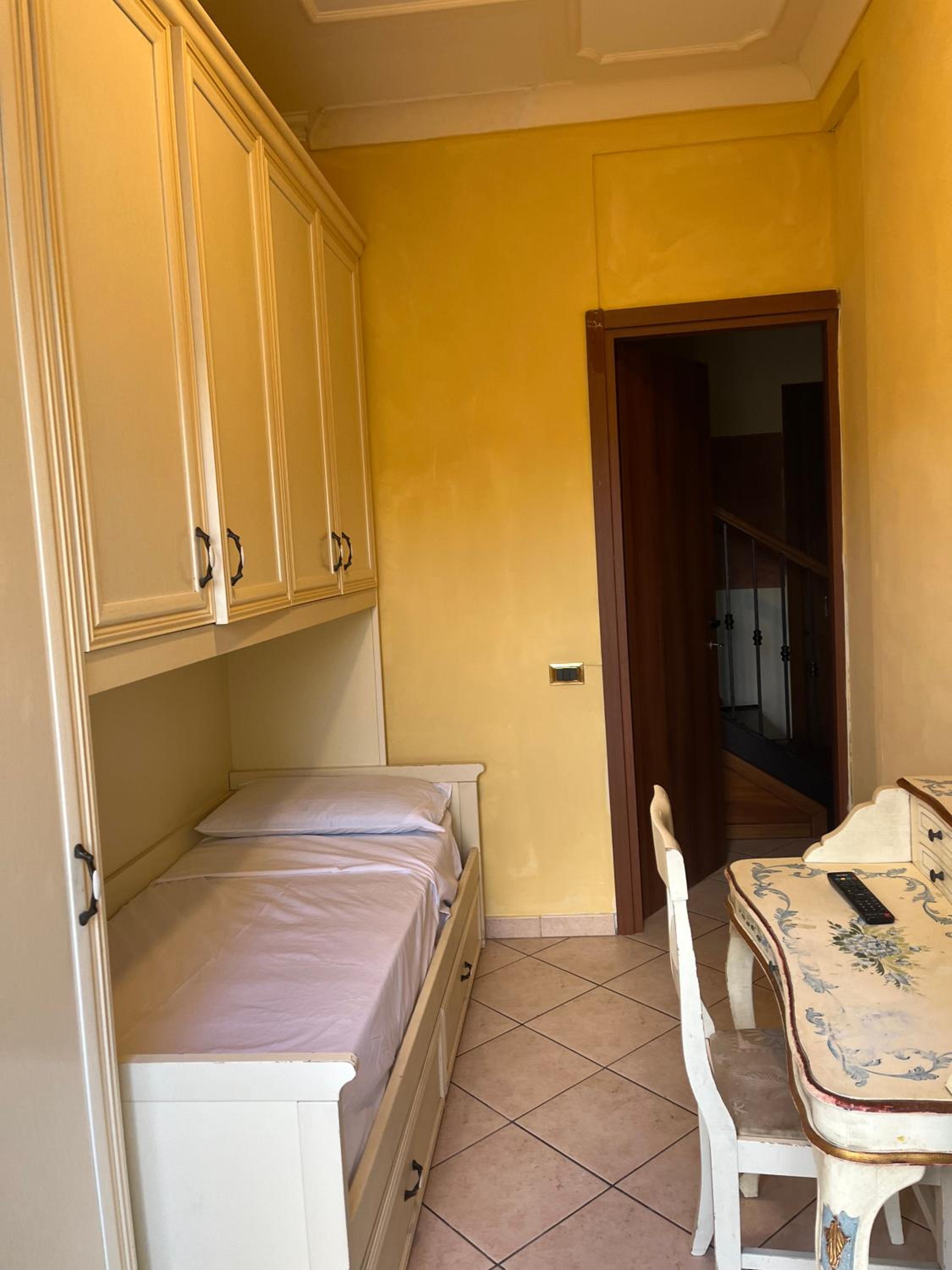 Single Room with Balcony photo 1
