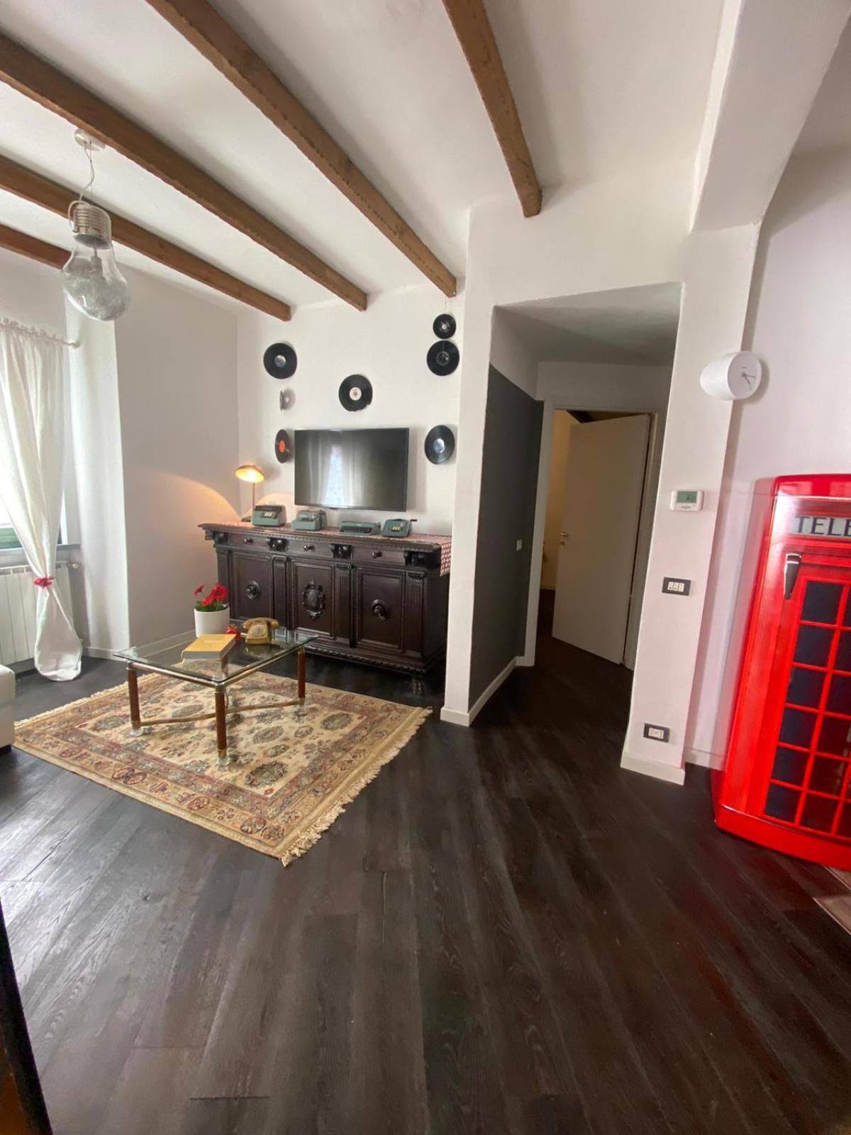 Two-Bedroom House photo 2