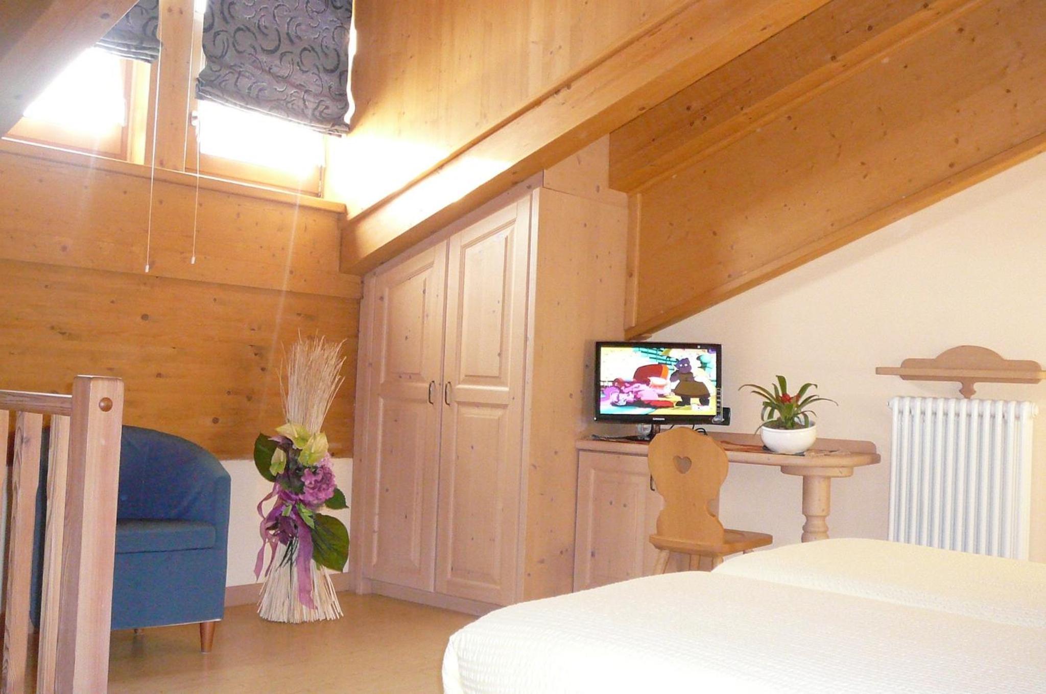Suite - Split Level
