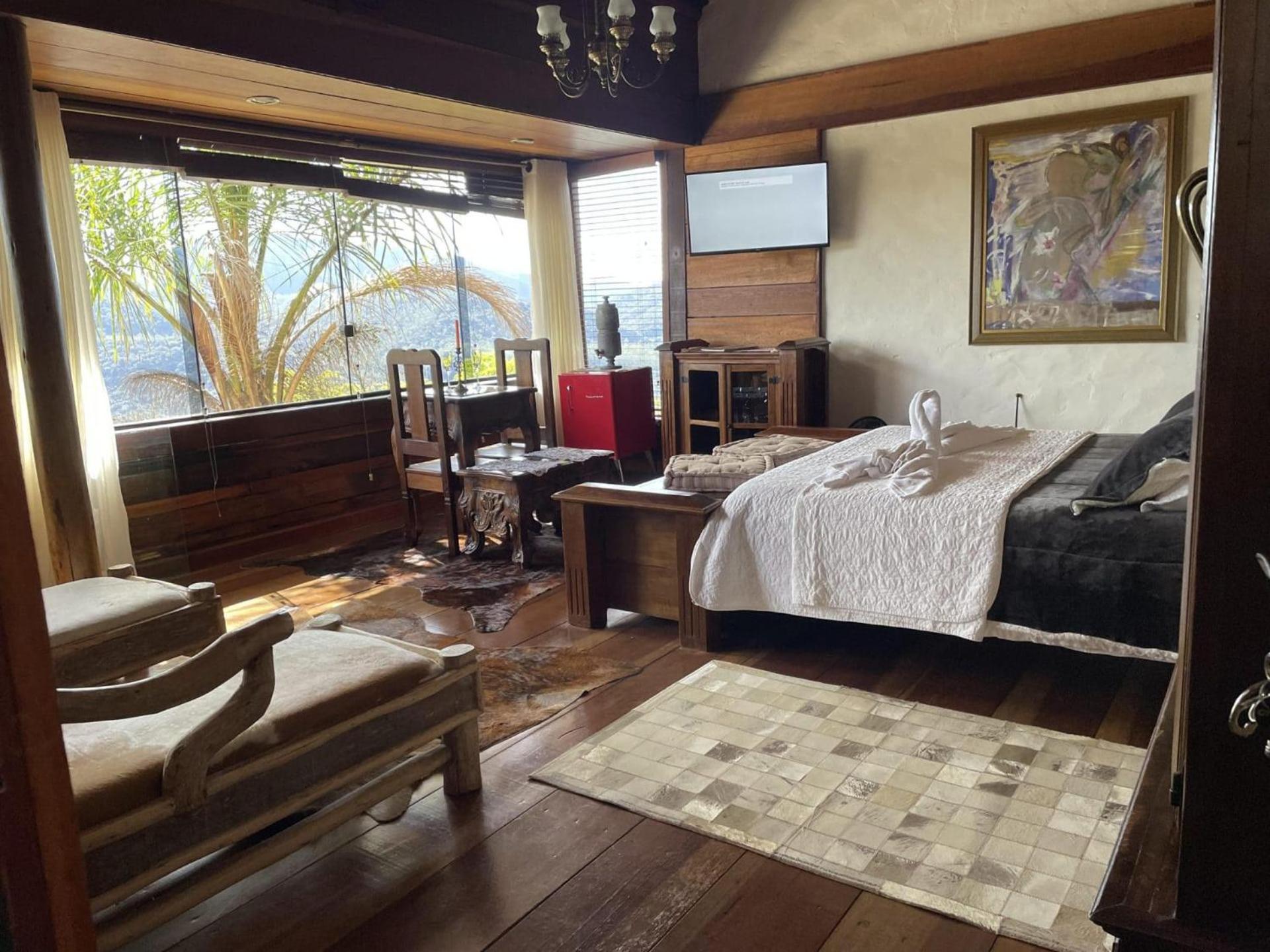 Suite with Mountain View photo 1