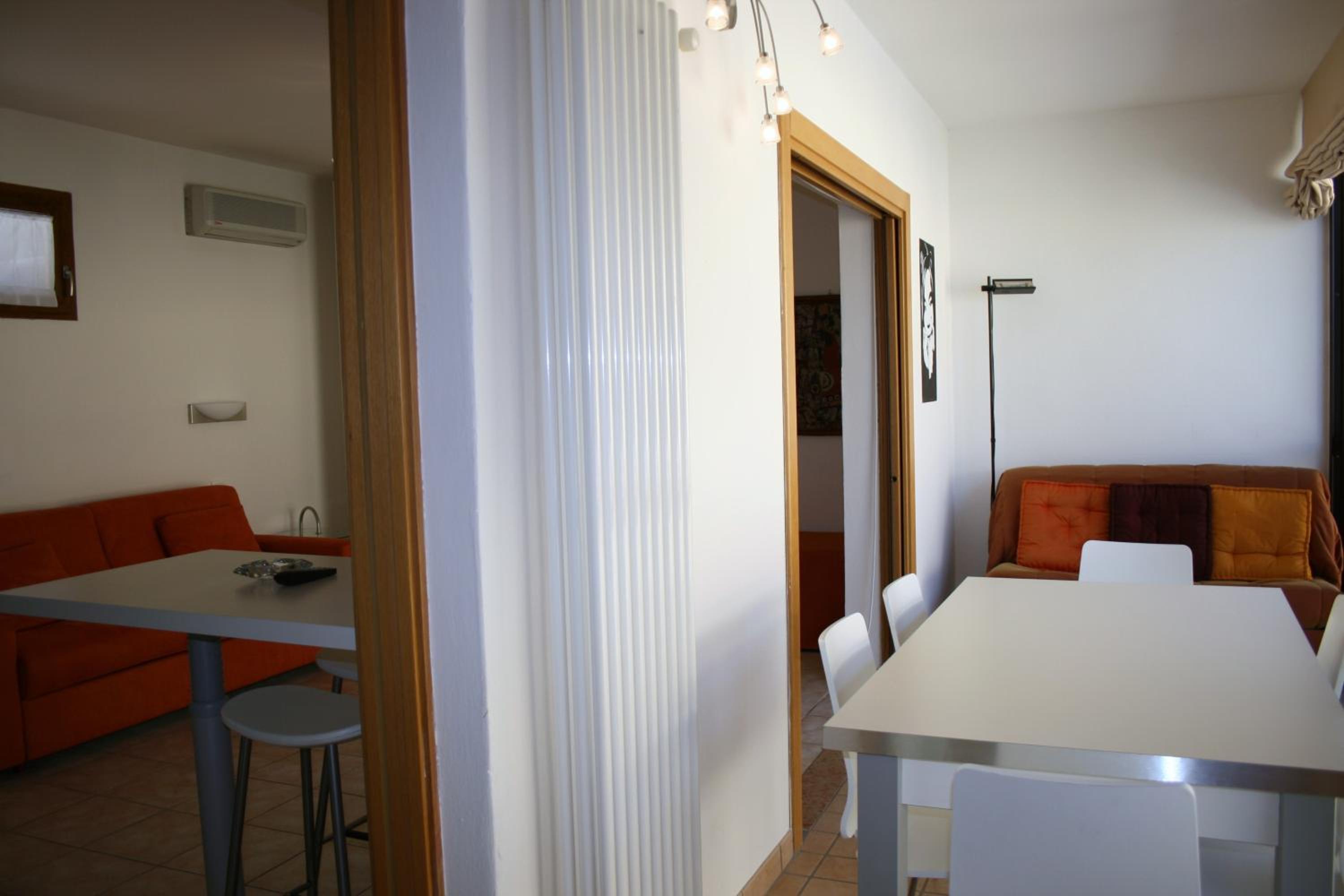 Studio (2 Adults) photo 2