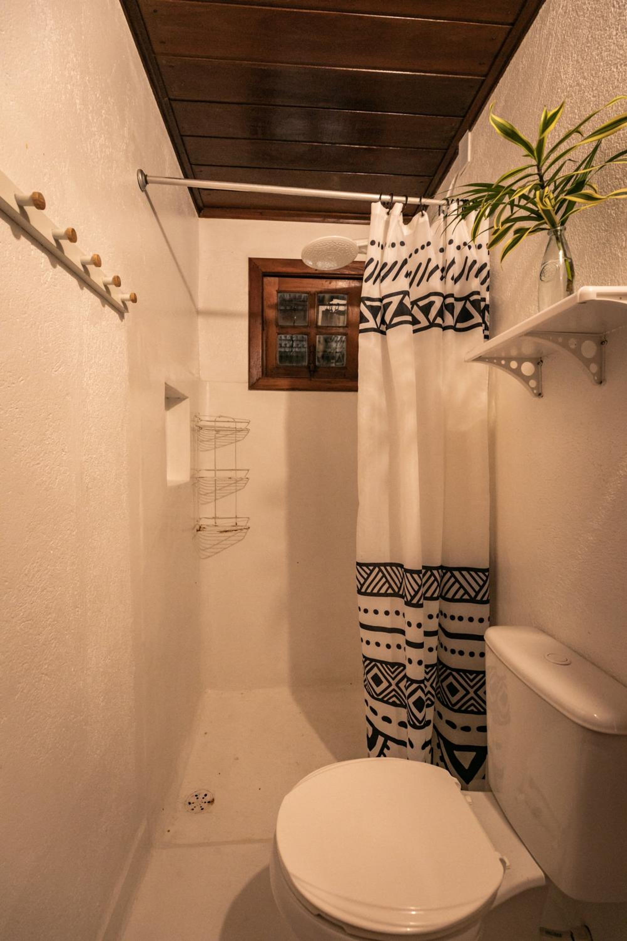 Three-Bedroom Home - Photo 6