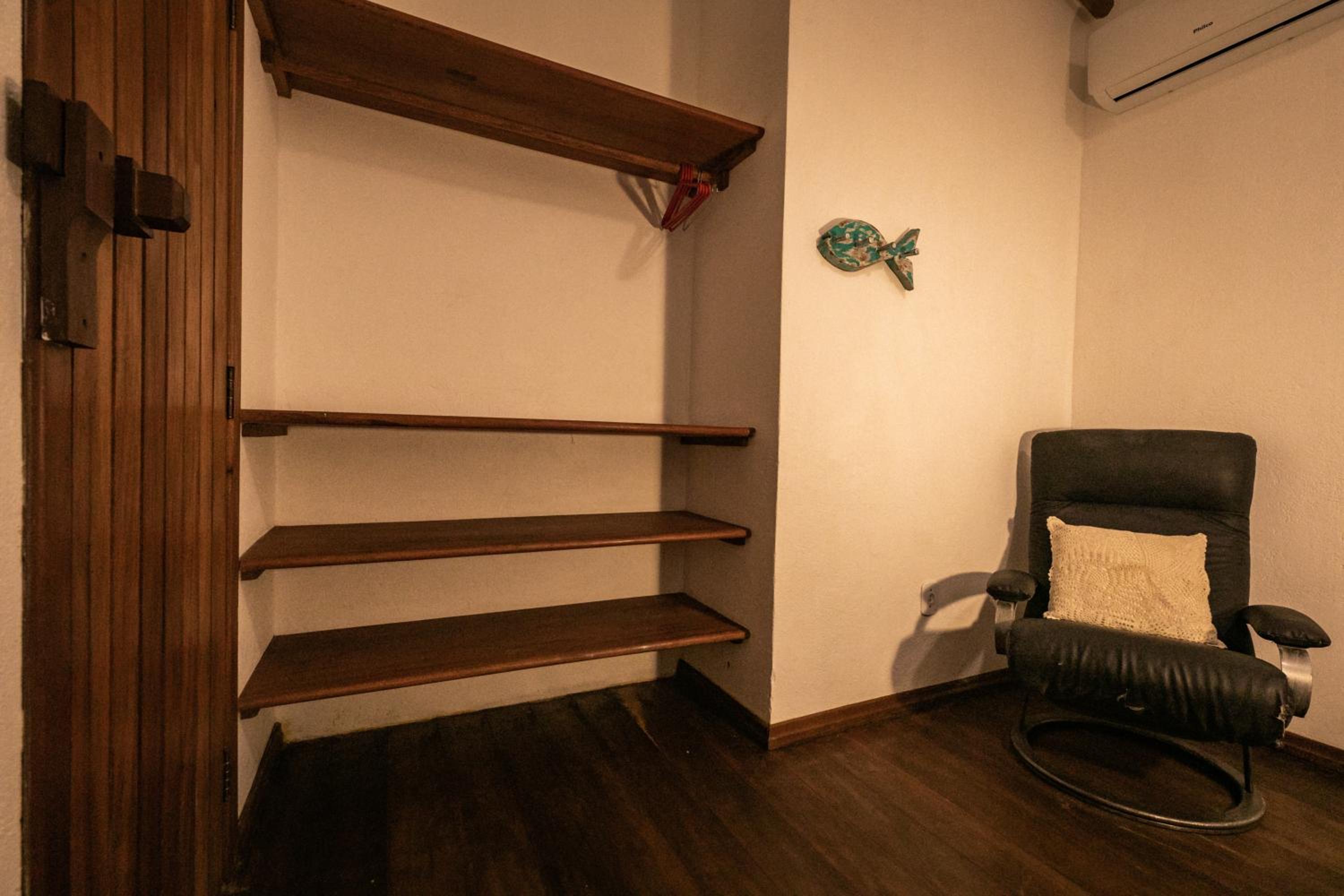 Three-Bedroom Home - Photo 8