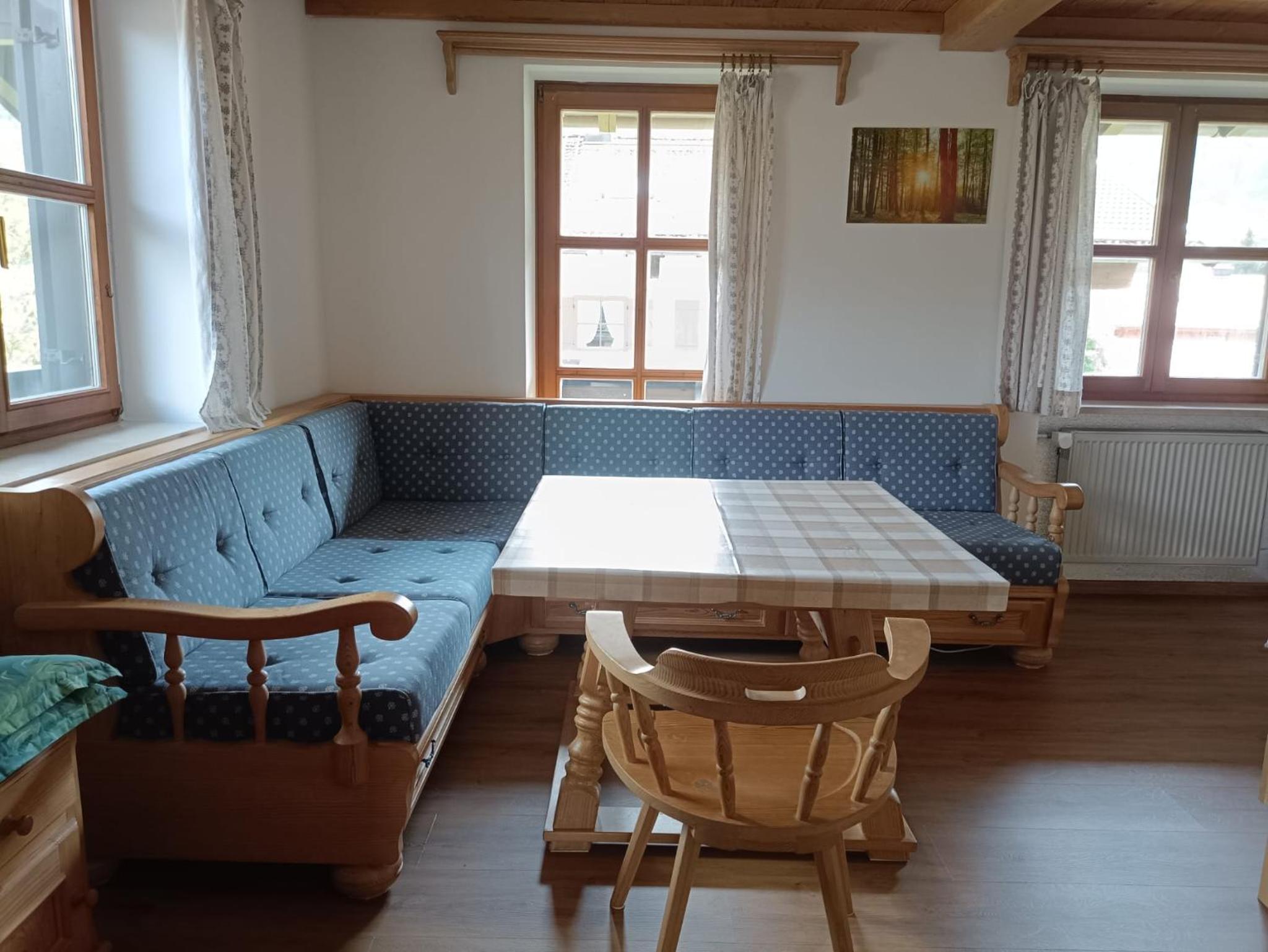Apartment photo 2