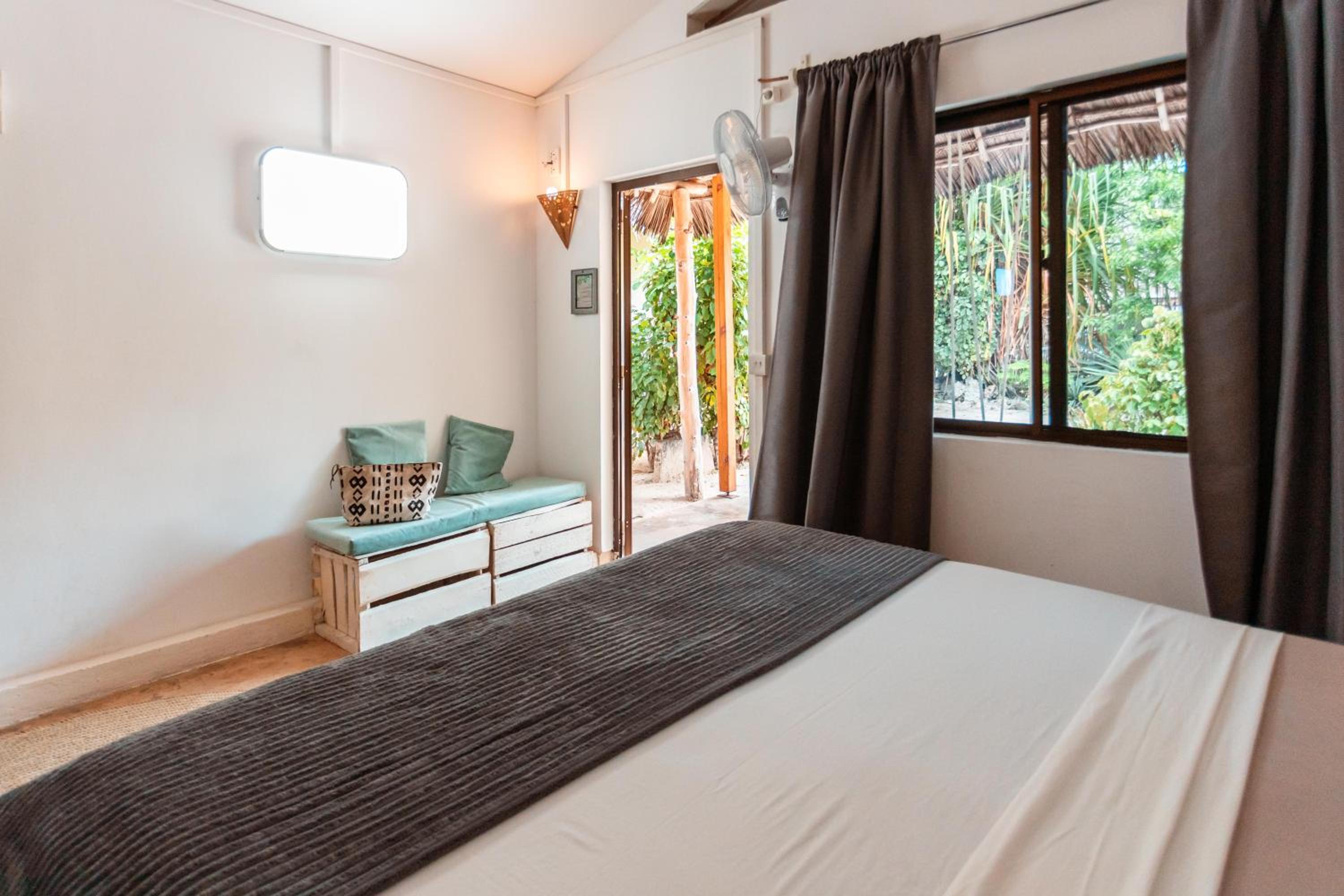 Bungalow with Garden View - Photo 19