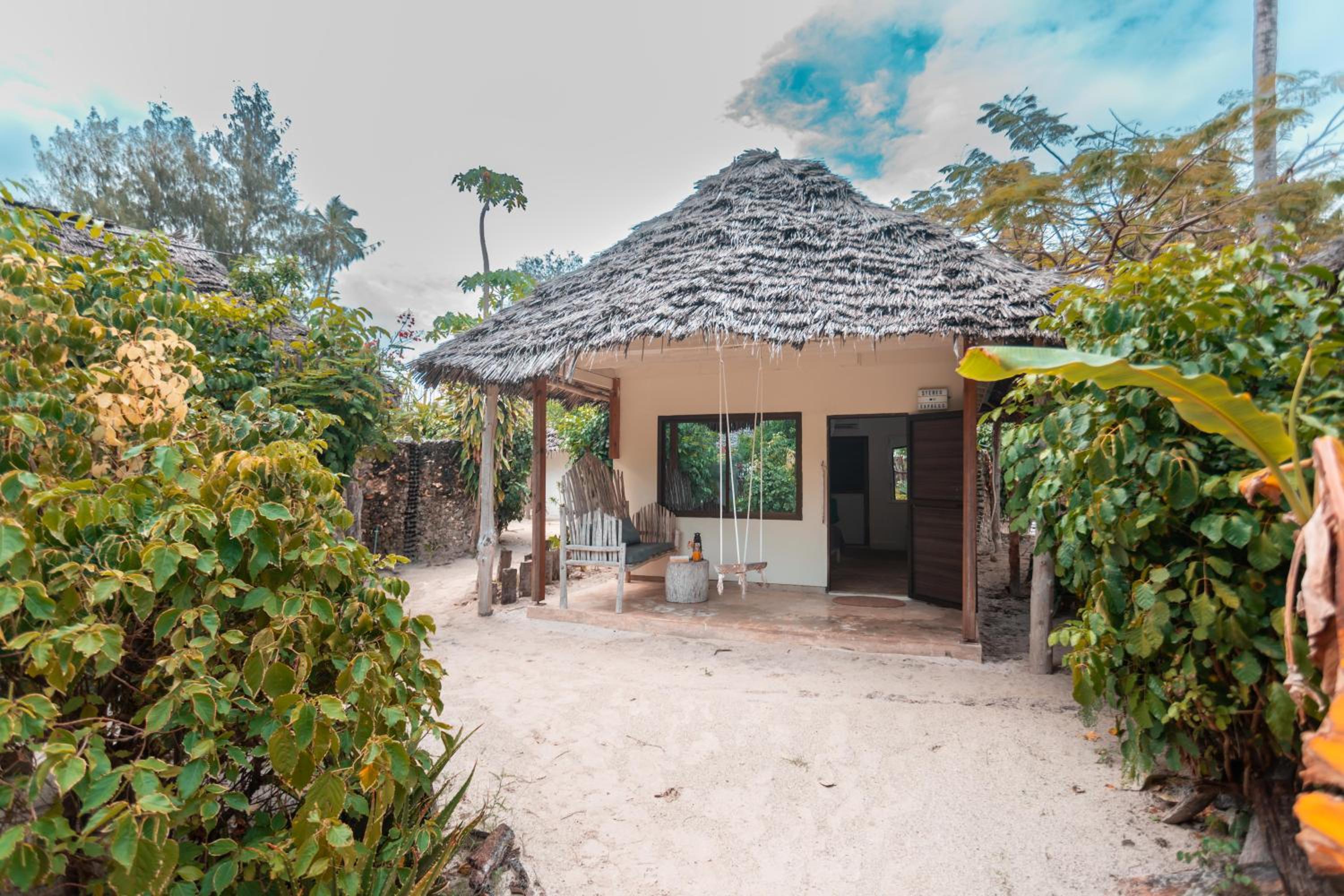 Bungalow with Garden View - Photo 23