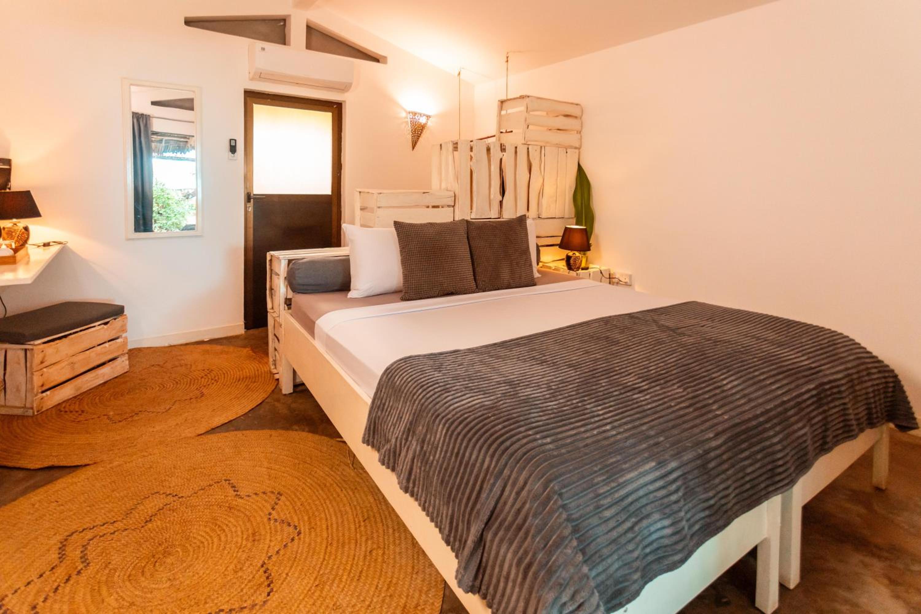 Bungalow with Ocean View - Photo 22