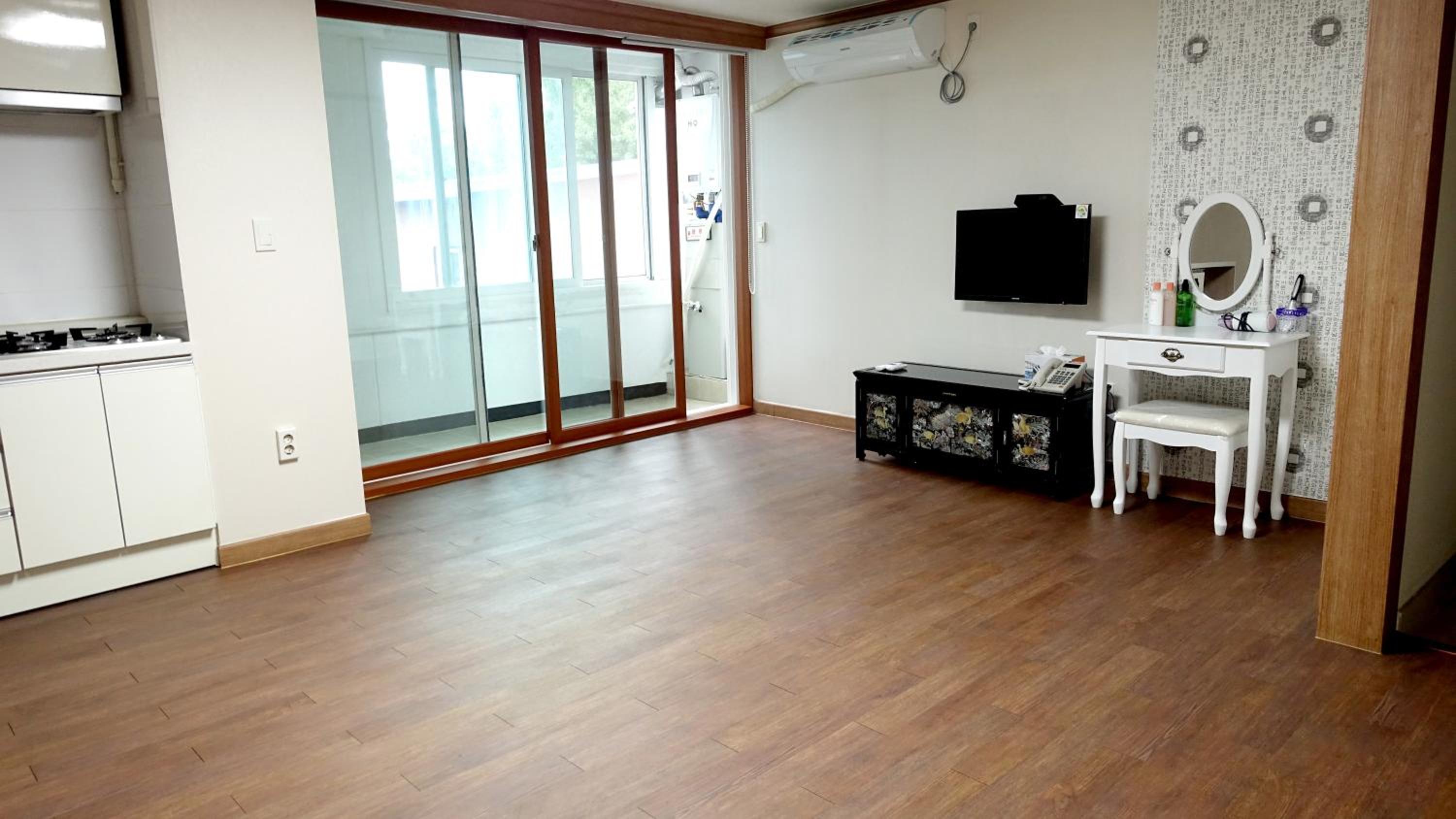 Korean-Style Deluxe Double Room photo 1