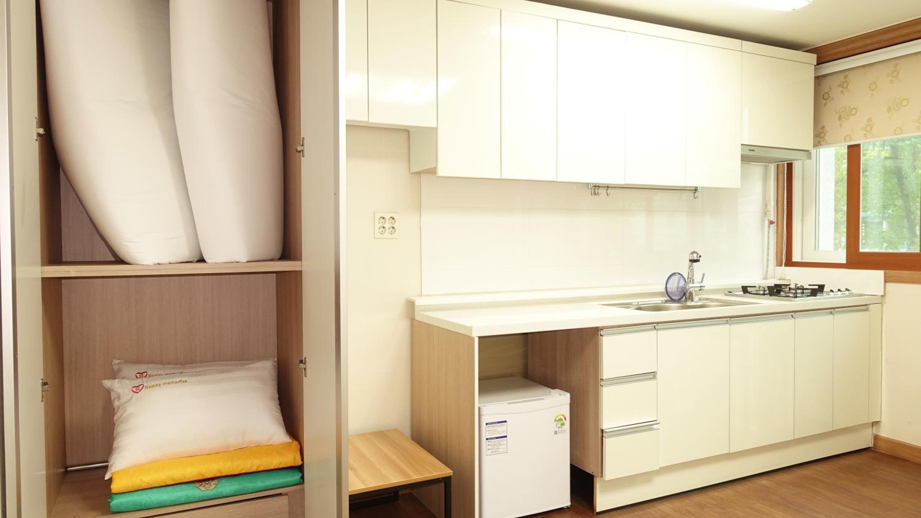 Korean-Style Double Room photo 2