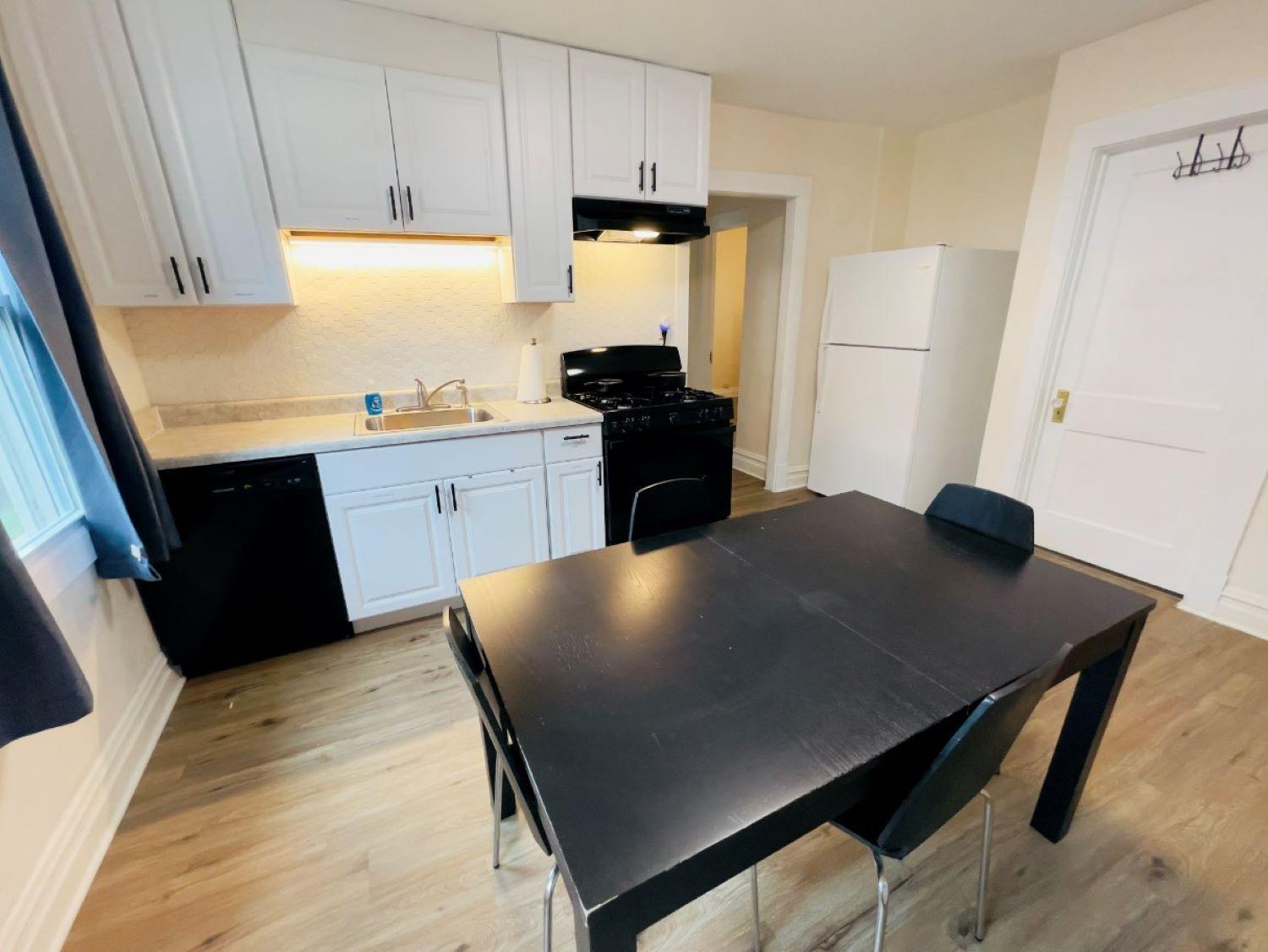 Two-Bedroom Family Apartment photo 2