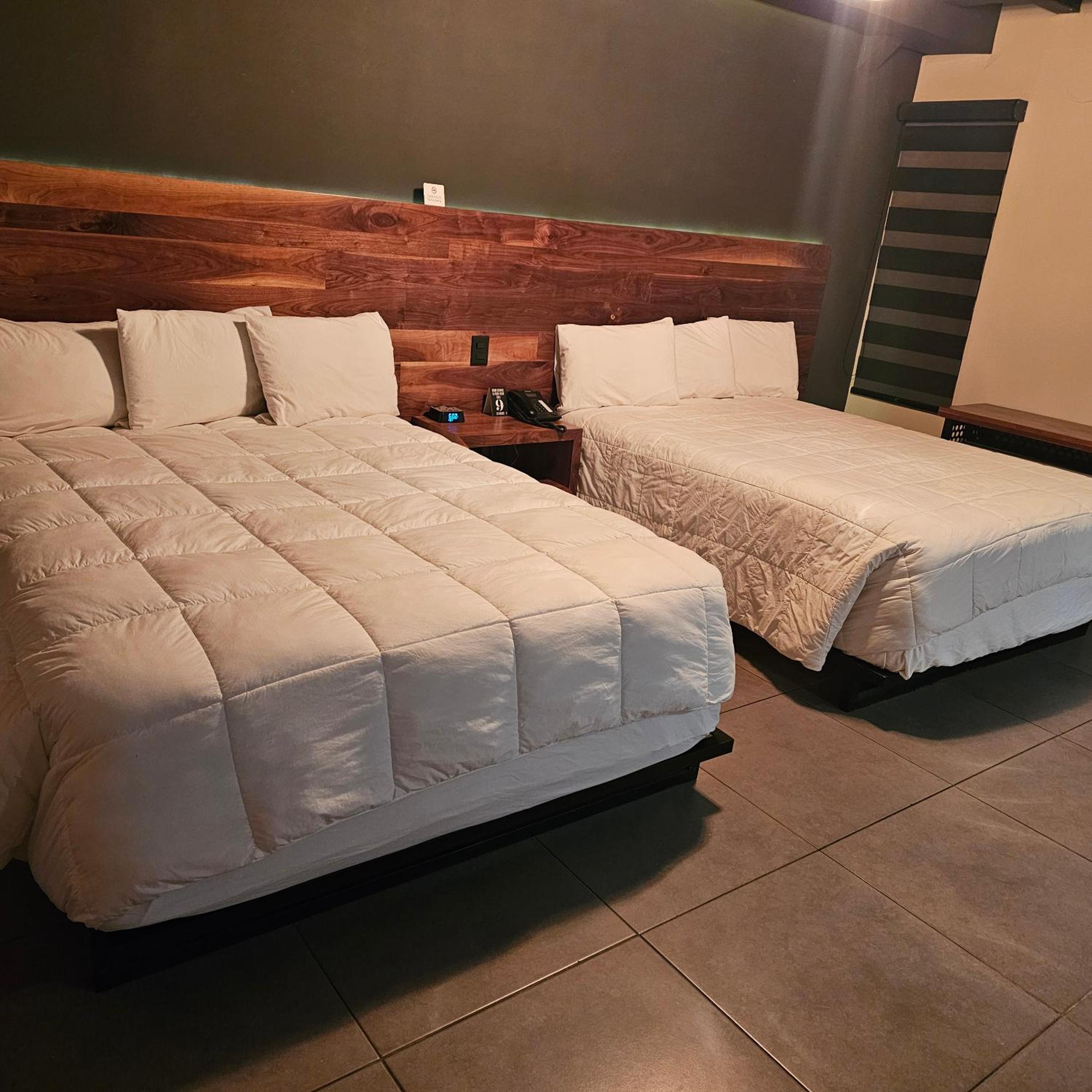 Deluxe Double Room - Photo 3