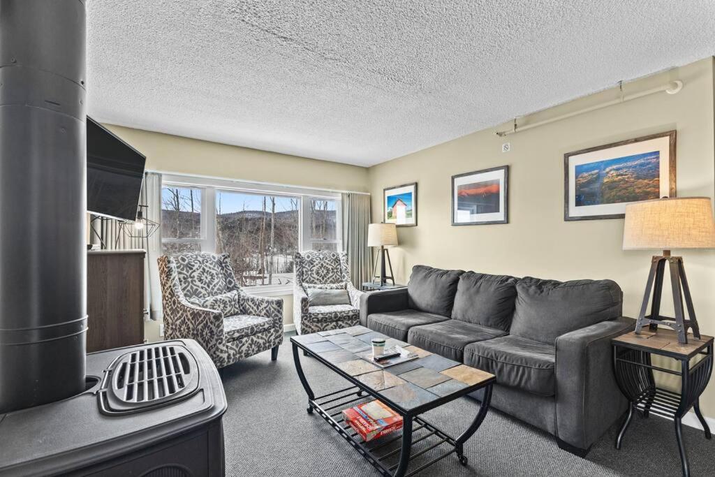 Three-Bedroom Apartment Suite photo 2