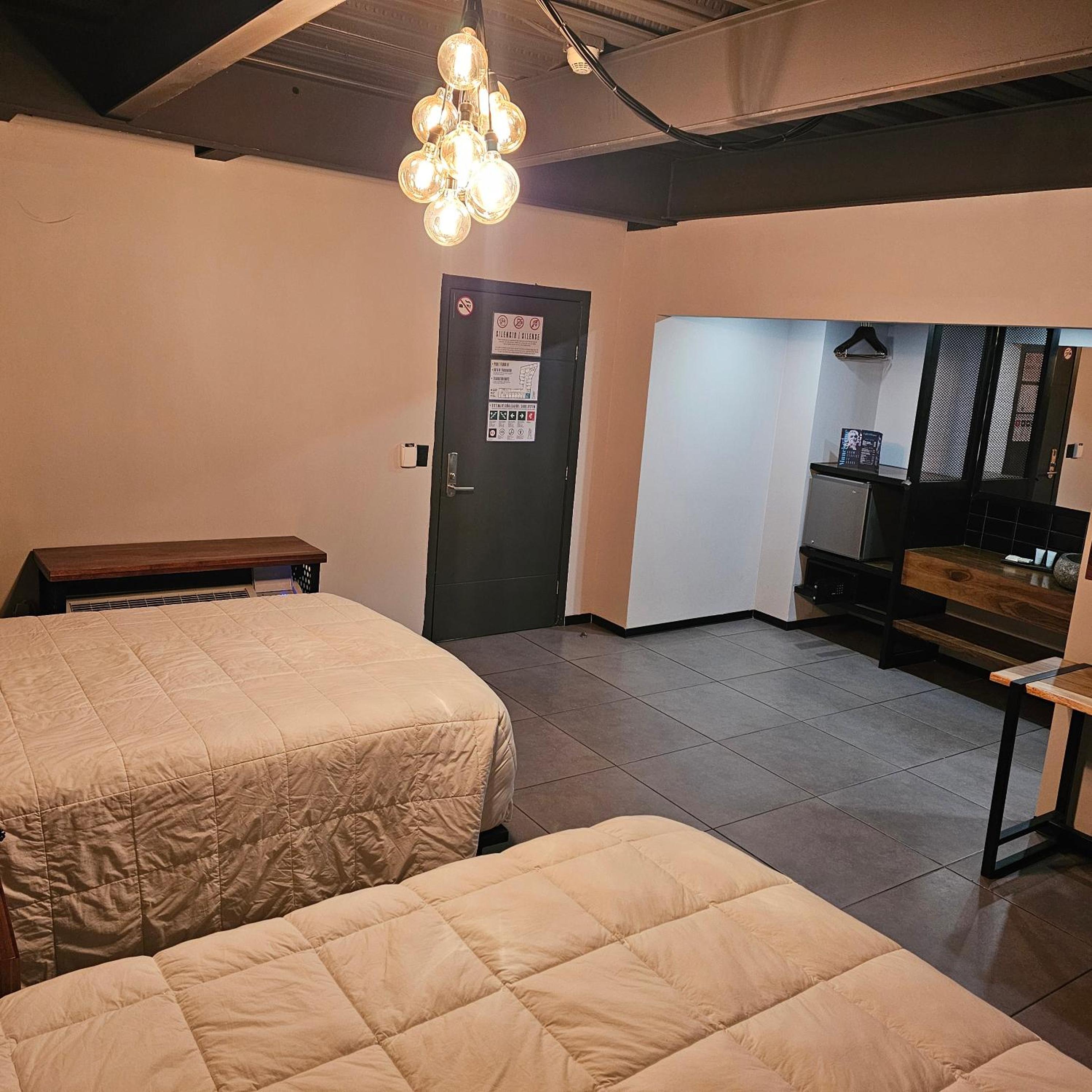 Deluxe Double Room - Photo 4