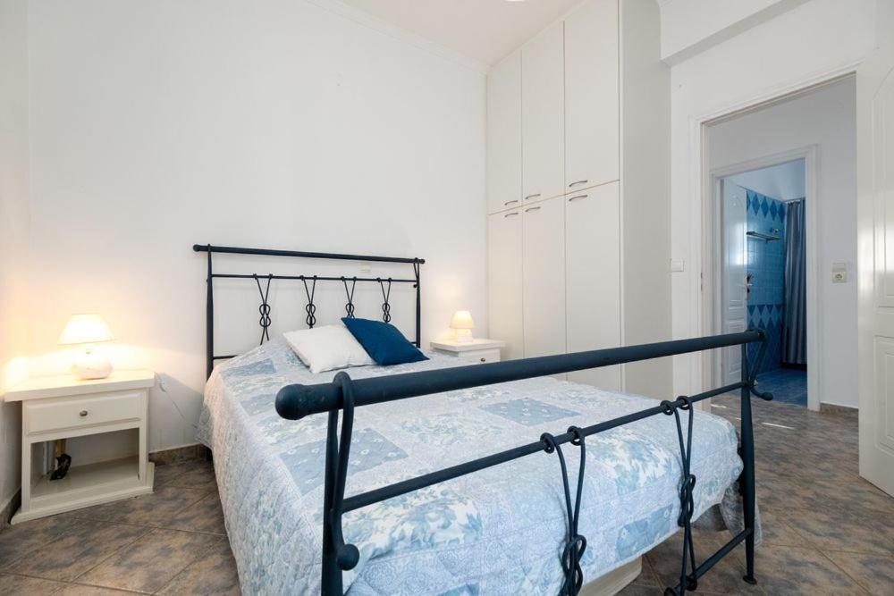 Four-Bedroom House photo 1