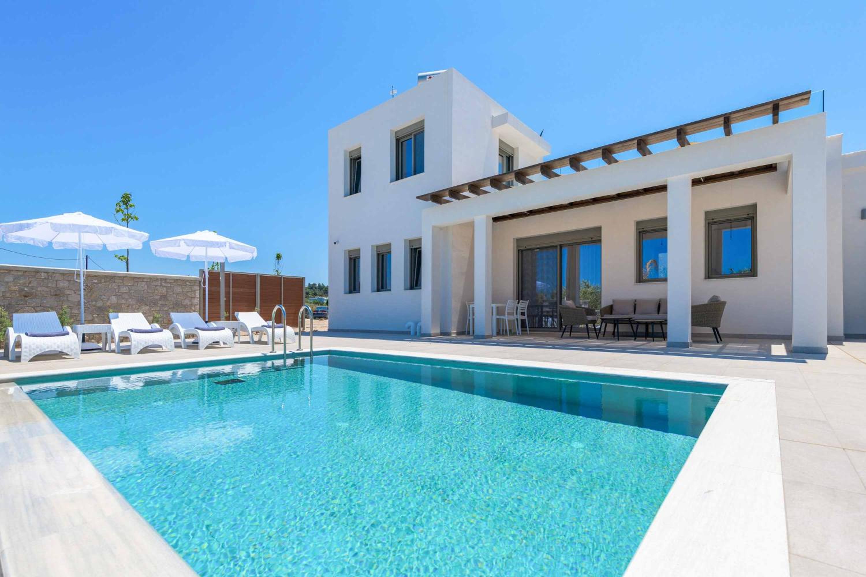 Villa photo 3