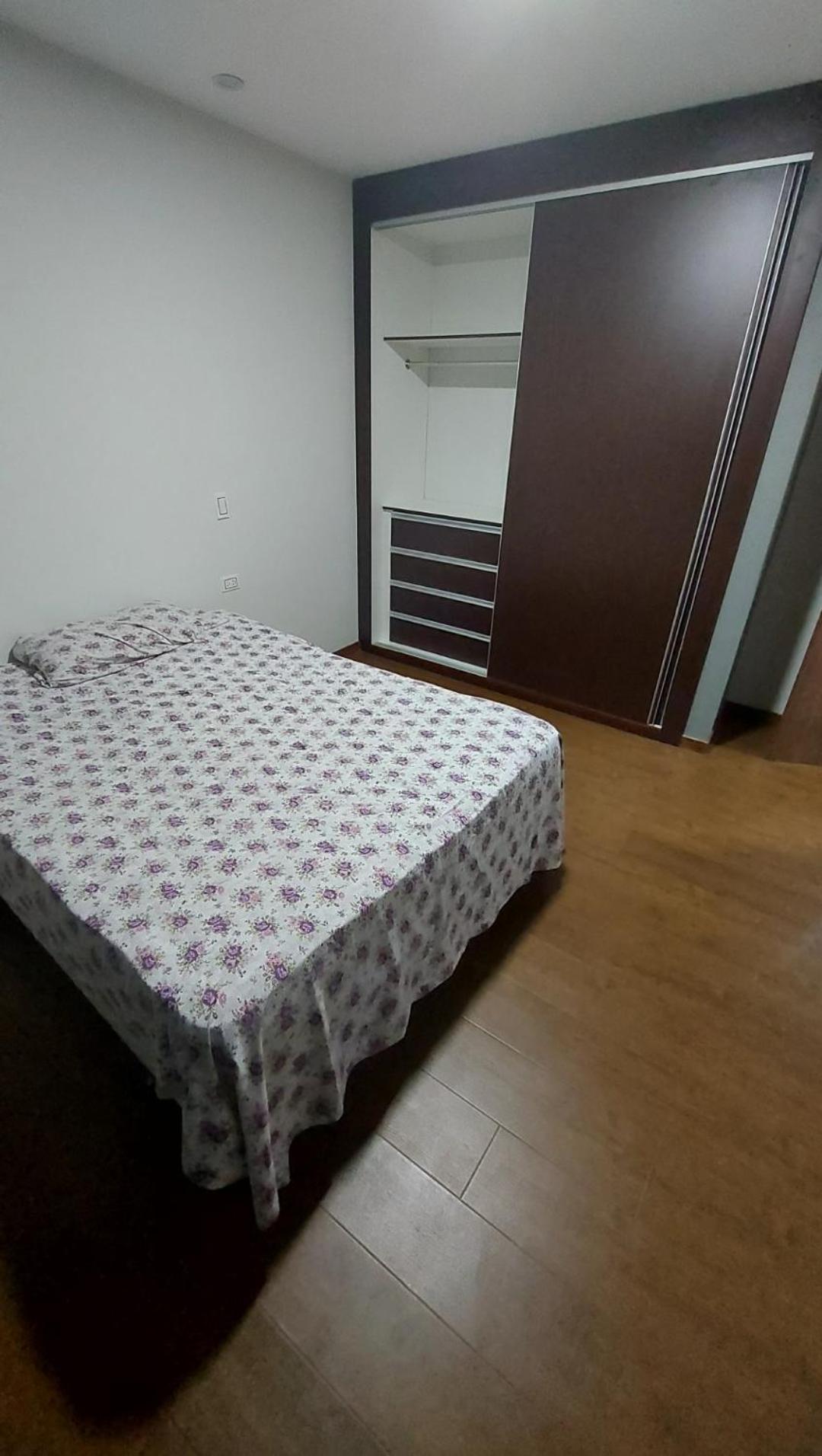 Three-Bedroom Apartment photo 3