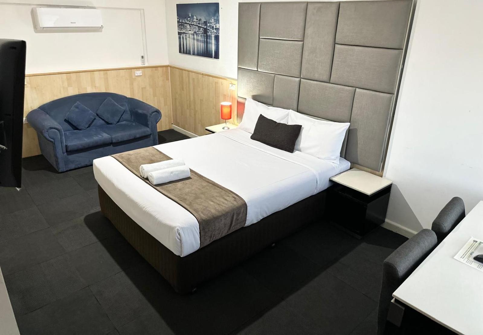 Deluxe Queen Room photo 3