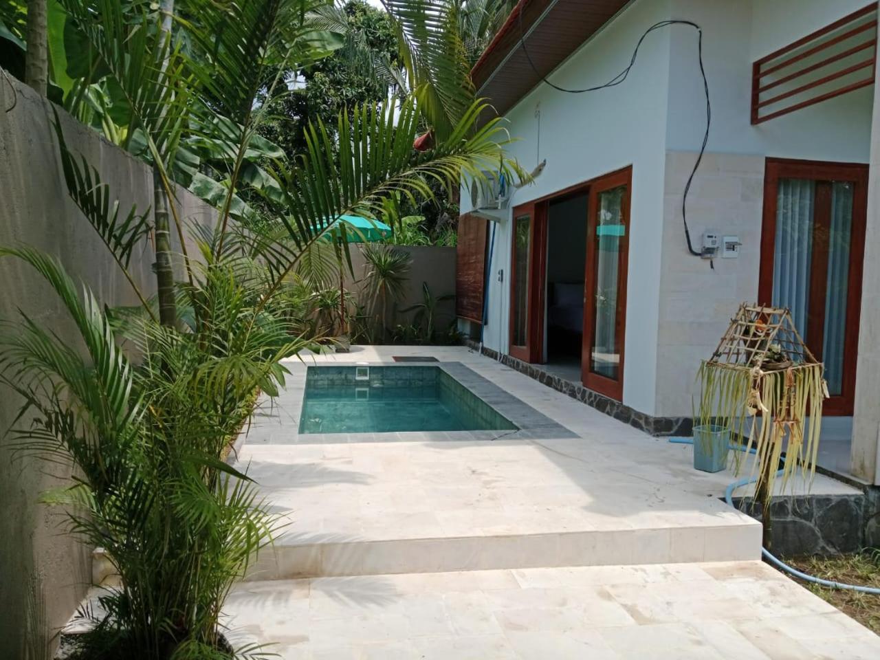Villa with Private Pool - Photo 8