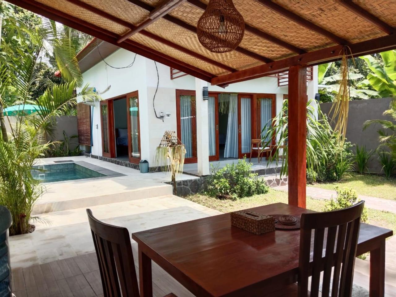 Villa with Private Pool - Photo 4