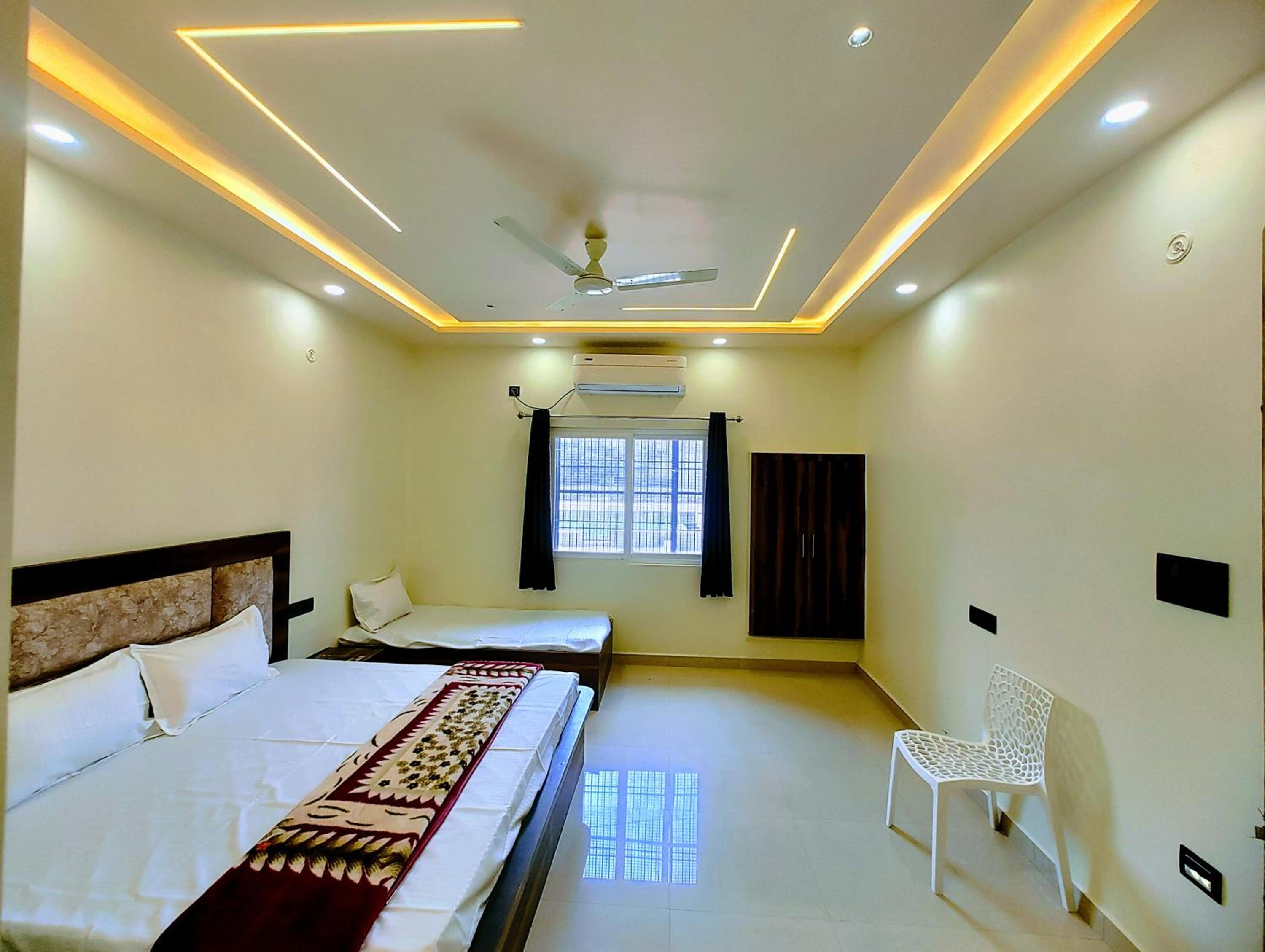 Luxury Triple Room photo 3