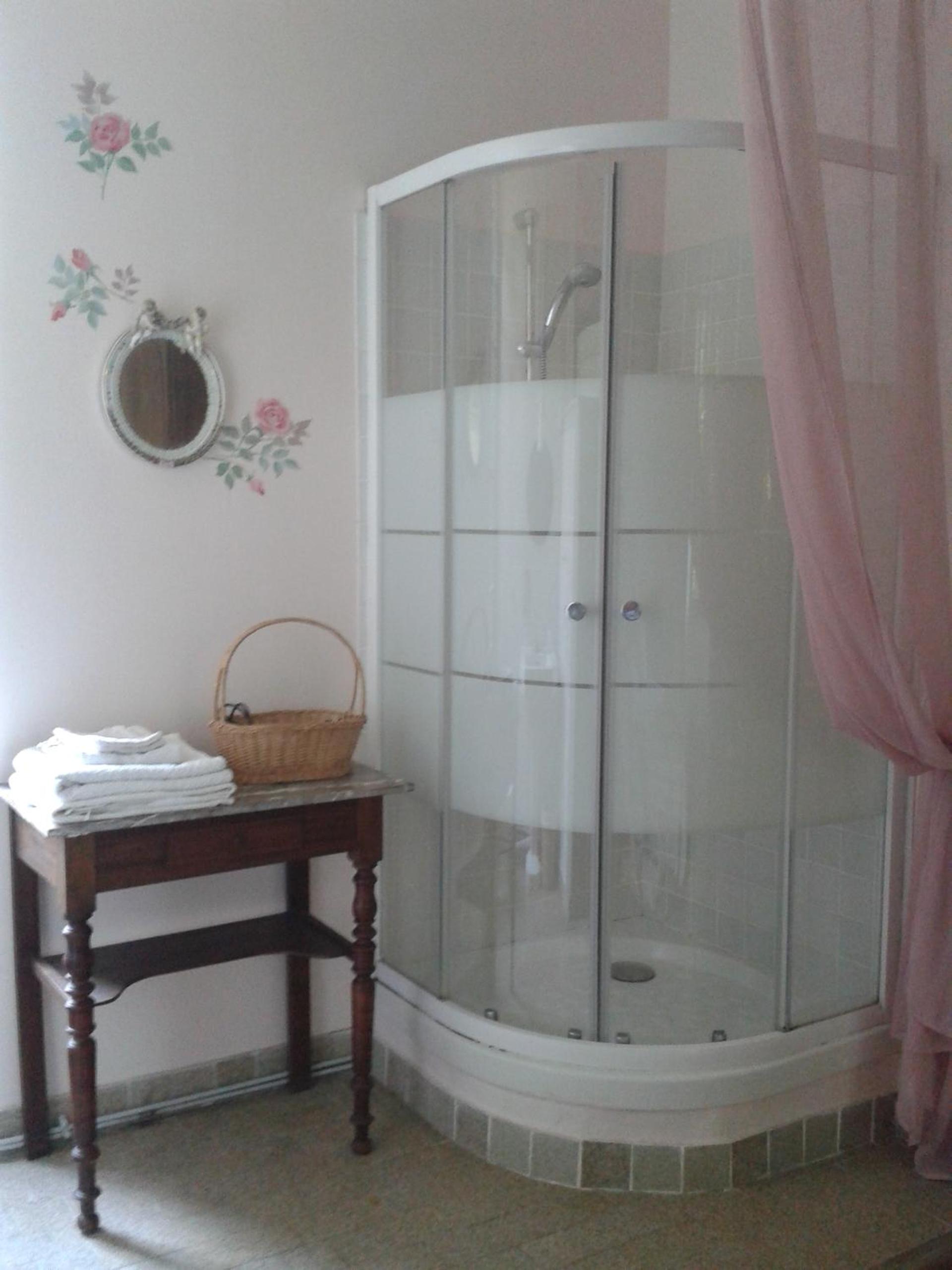 Family Suite (2 Adults + 2 Children) photo 3