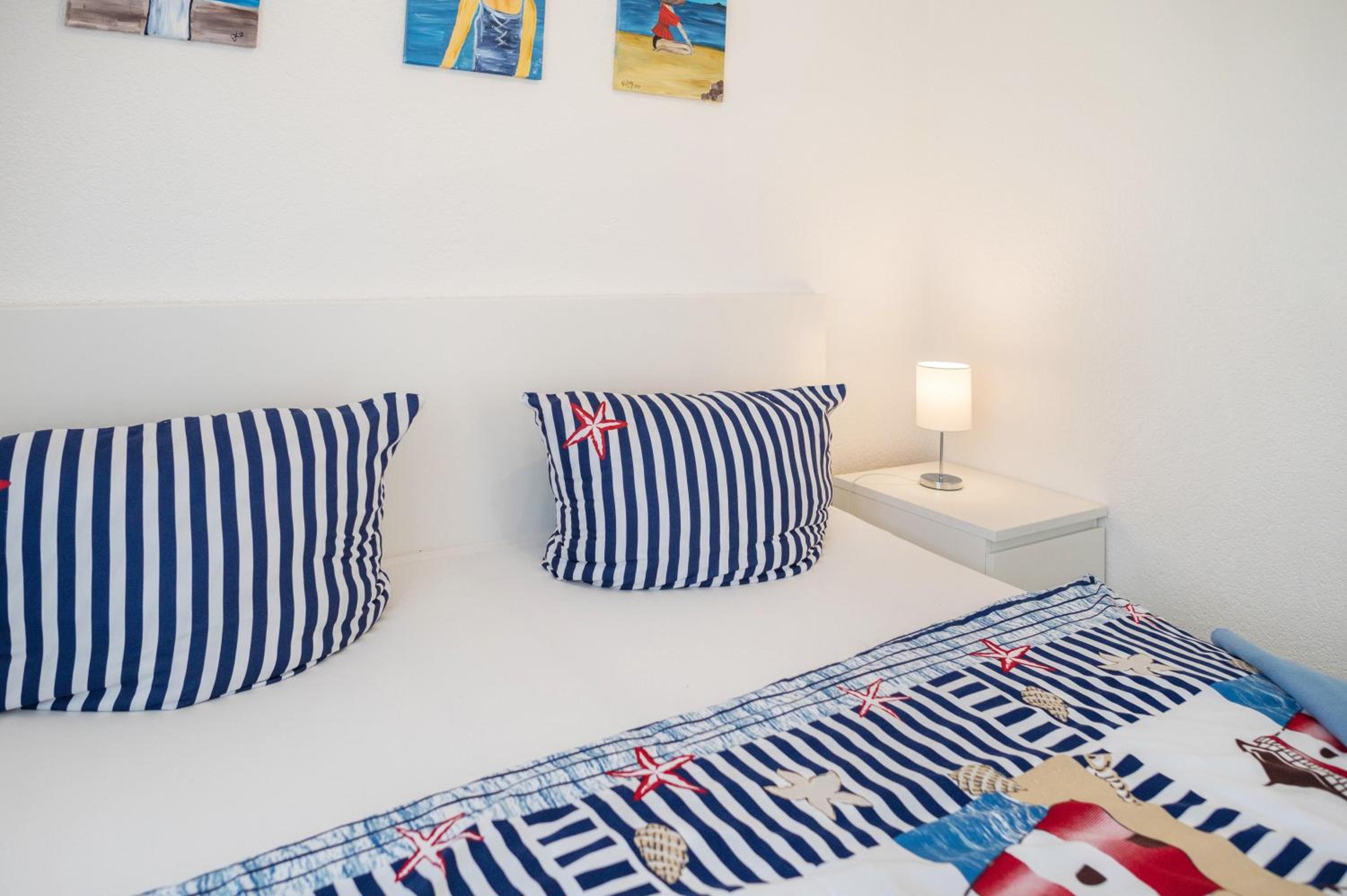 One-Bedroom Apartment with Garden View photo 2