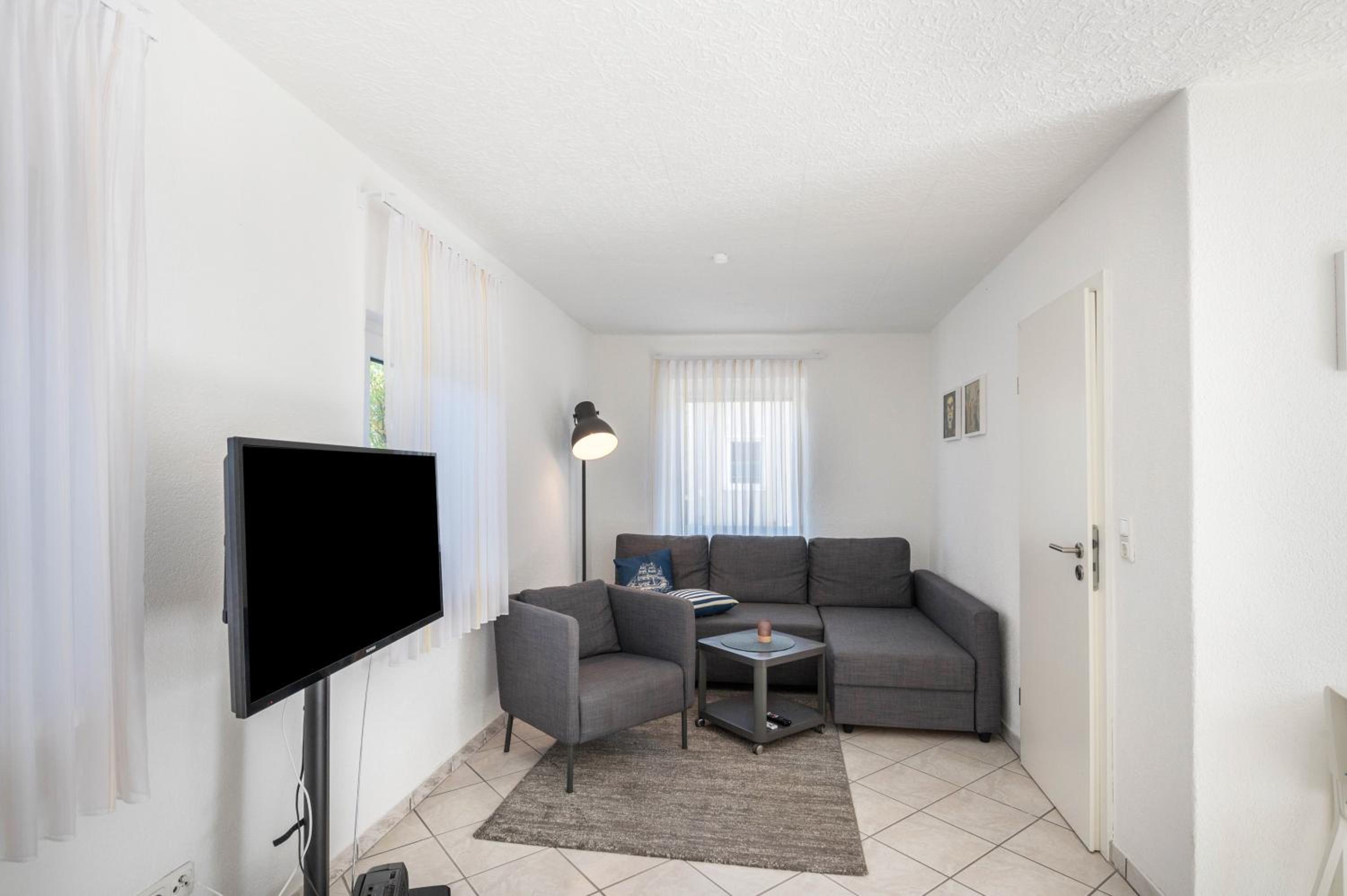 One-Bedroom Apartment with Garden View photo 1