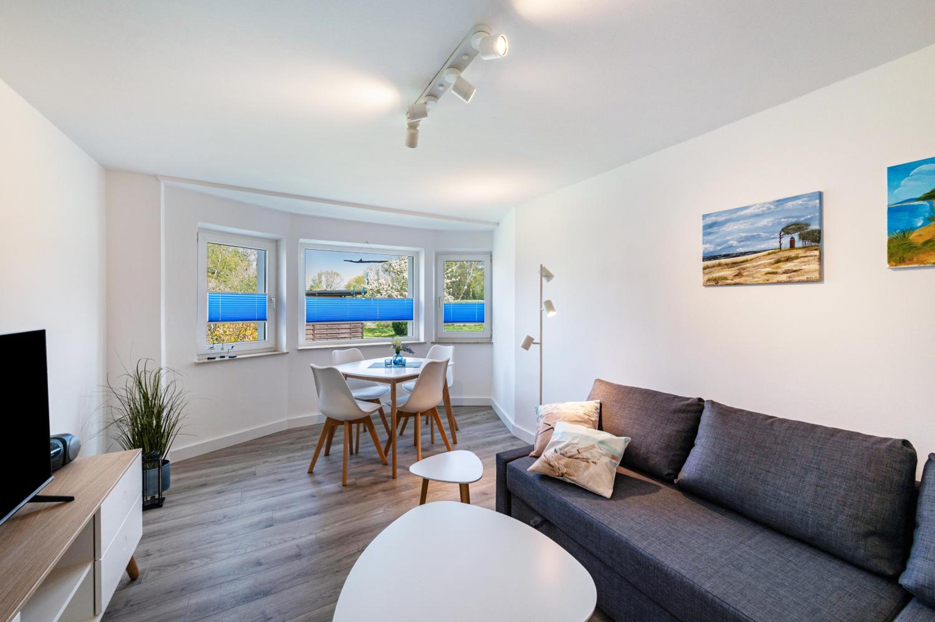 One-Bedroom Apartment with Garden View