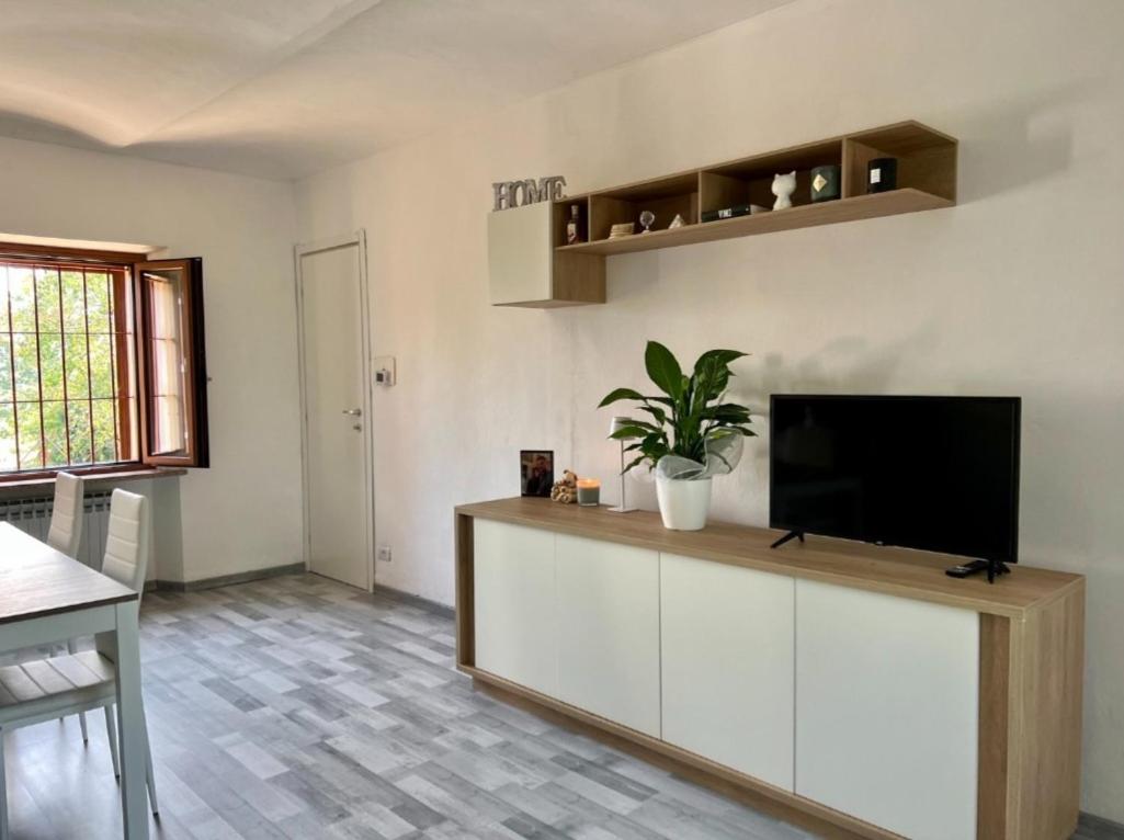 One-Bedroom House photo 1